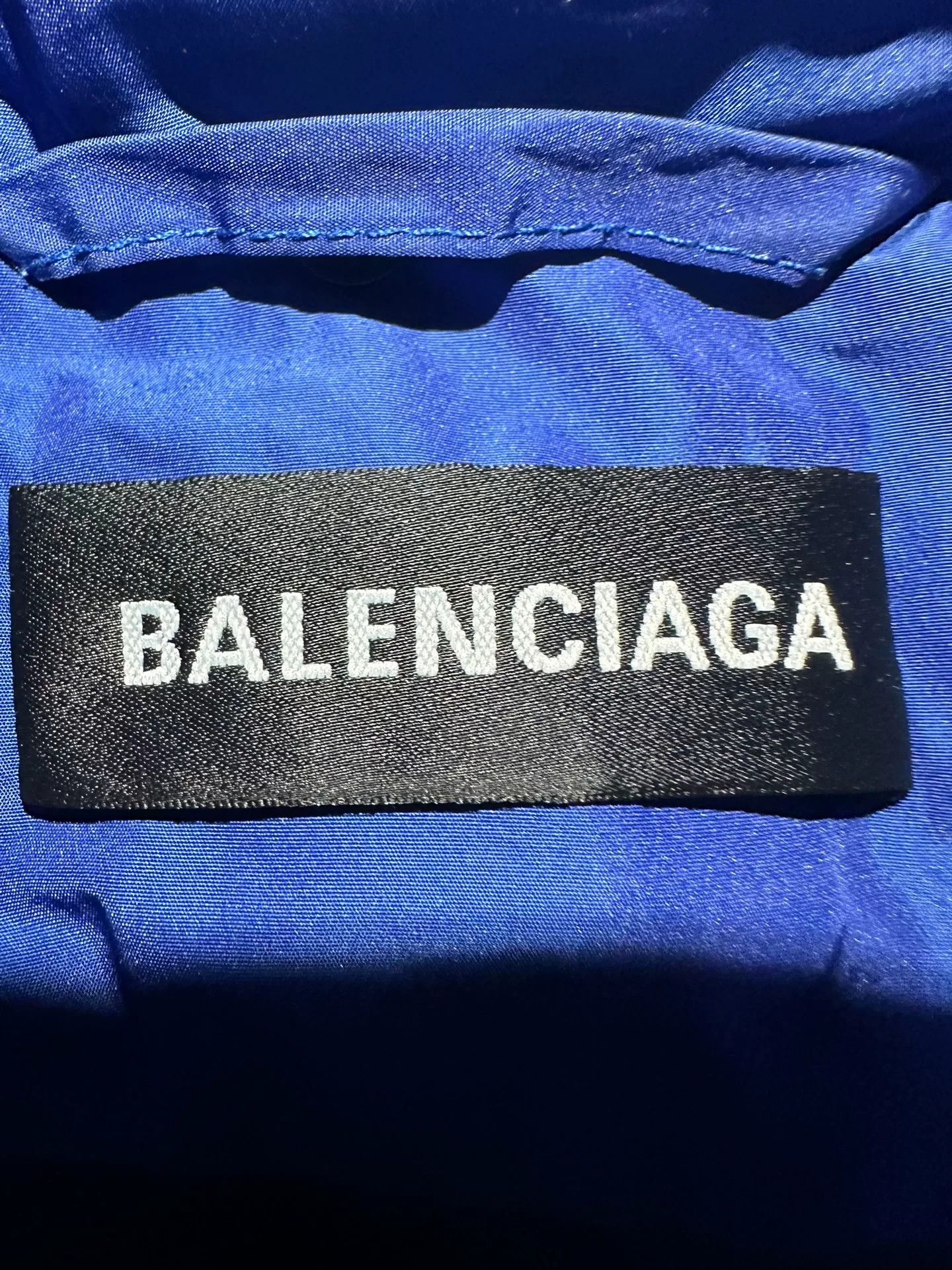 Balenciaga Balenciaga C-Shape Oversized Down Jacket Size US L / EU 52-54 / 3 - 6 Thumbnail