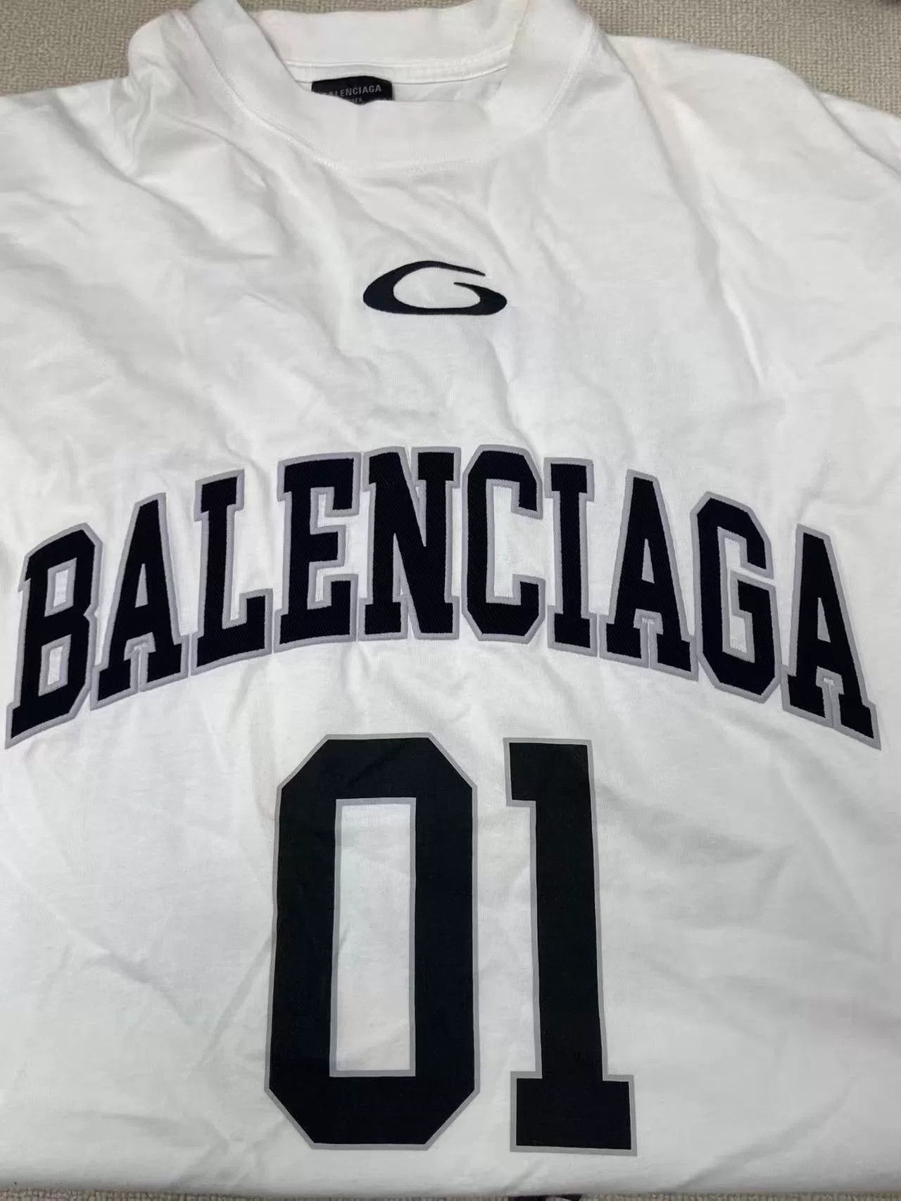 Balenciaga balenciaga basketball loose t-shirt for men Size US L / EU 52-54 / 3 - 3 Thumbnail