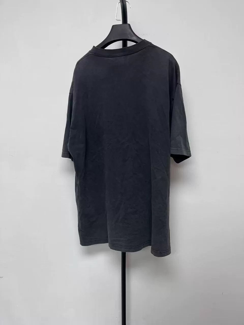 Balenciaga Balenciaga Vintage Batman Logo Short Sleeve T-Shirt Size US M / EU 48-50 / 2 - 2 Thumbnail