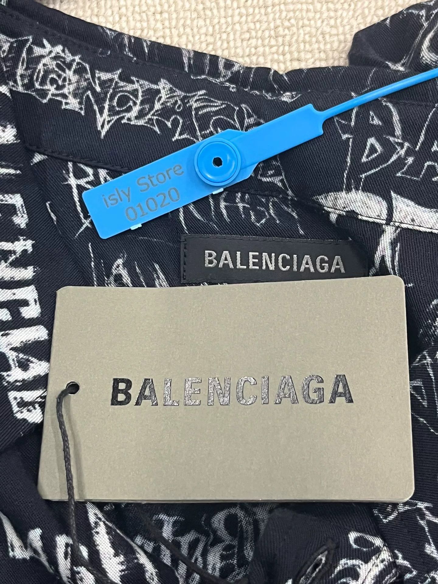 Balenciaga balenciaga graffiti print shirt jacket Size US M / EU 48-50 / 2 - 4 Thumbnail