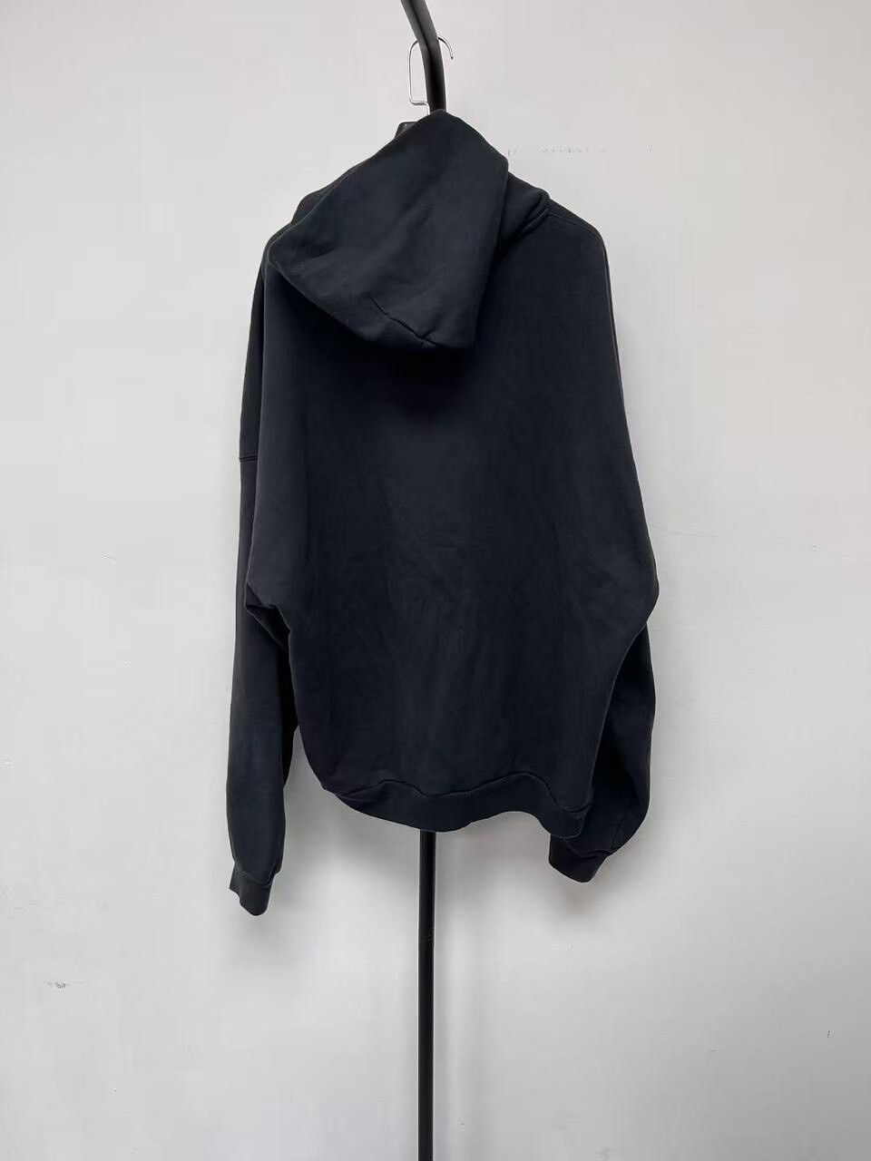 Balenciaga balenciaga graphic print hooded sweatshirt gray Size US S / EU 44-46 / 1 - 2 Thumbnail