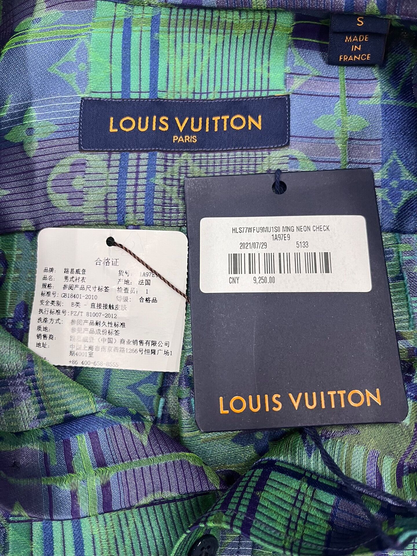 Louis Vuitton louis vuitton neon check long sleeve shirt Size US M / EU 48-50 / 2 - 3 Thumbnail