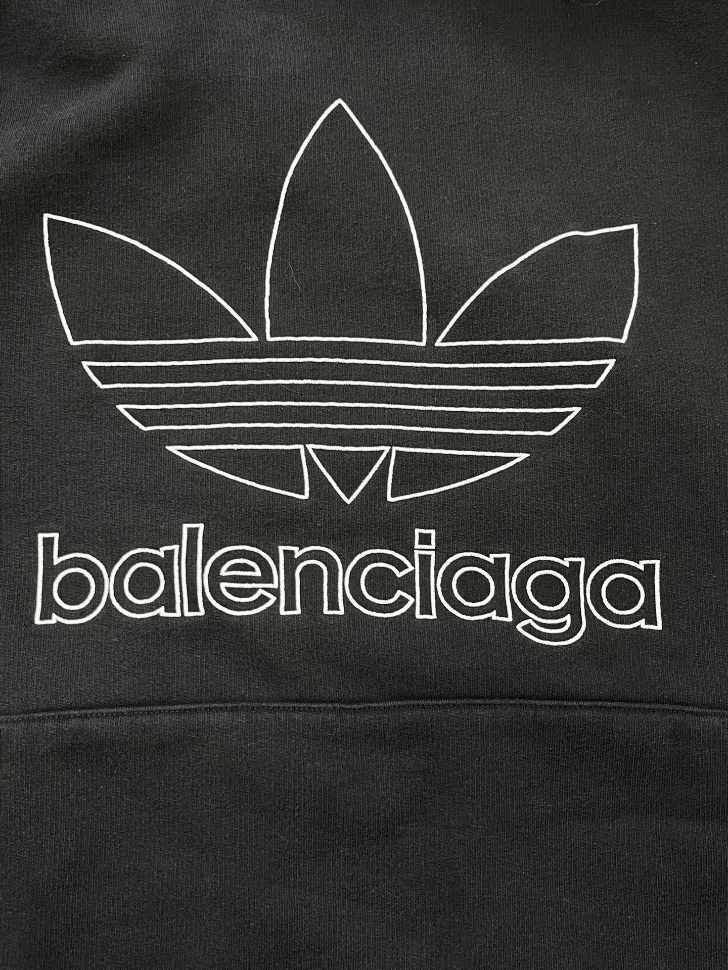 Balenciaga balenciaga x adidas logo hoodie sweatshirt Size US S / EU 44-46 / 1 - 3 Thumbnail