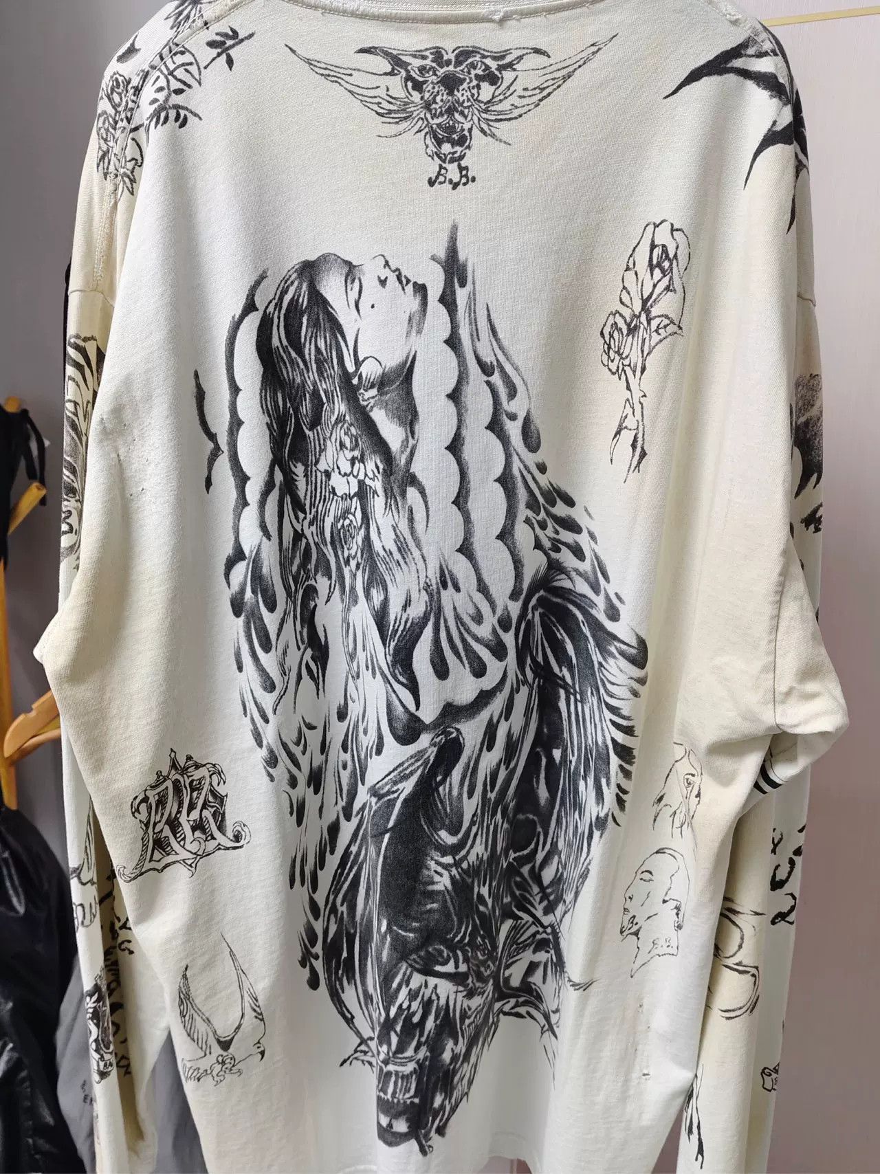 Balenciaga balenciaga vintage ink printed long sleeve shirt Size US L / EU 52-54 / 3 - 4 Thumbnail