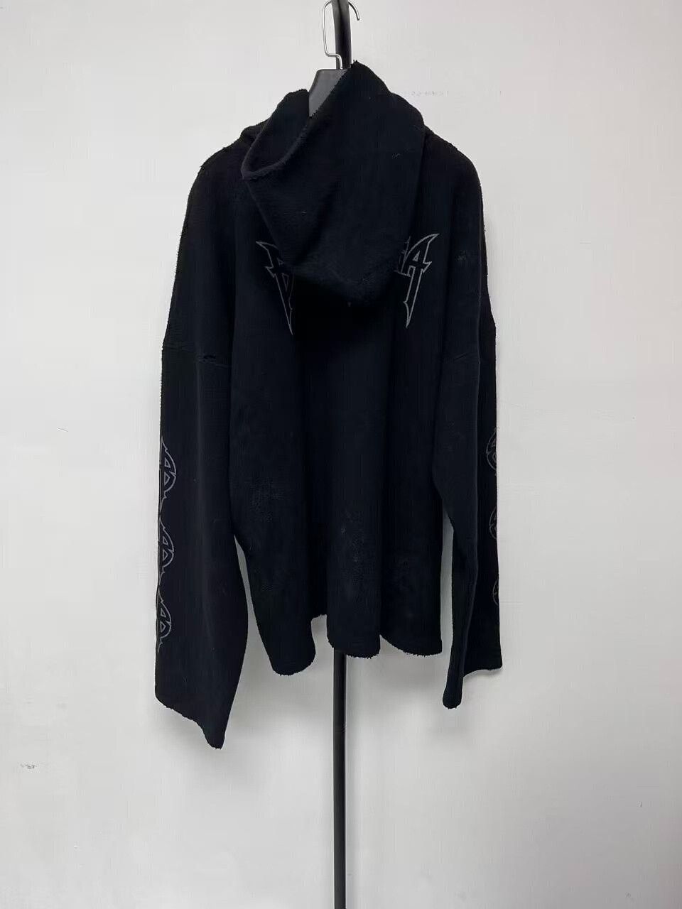 Balenciaga black balenciaga hoodie with moon pattern Size US M / EU 48-50 / 2 - 2 Thumbnail
