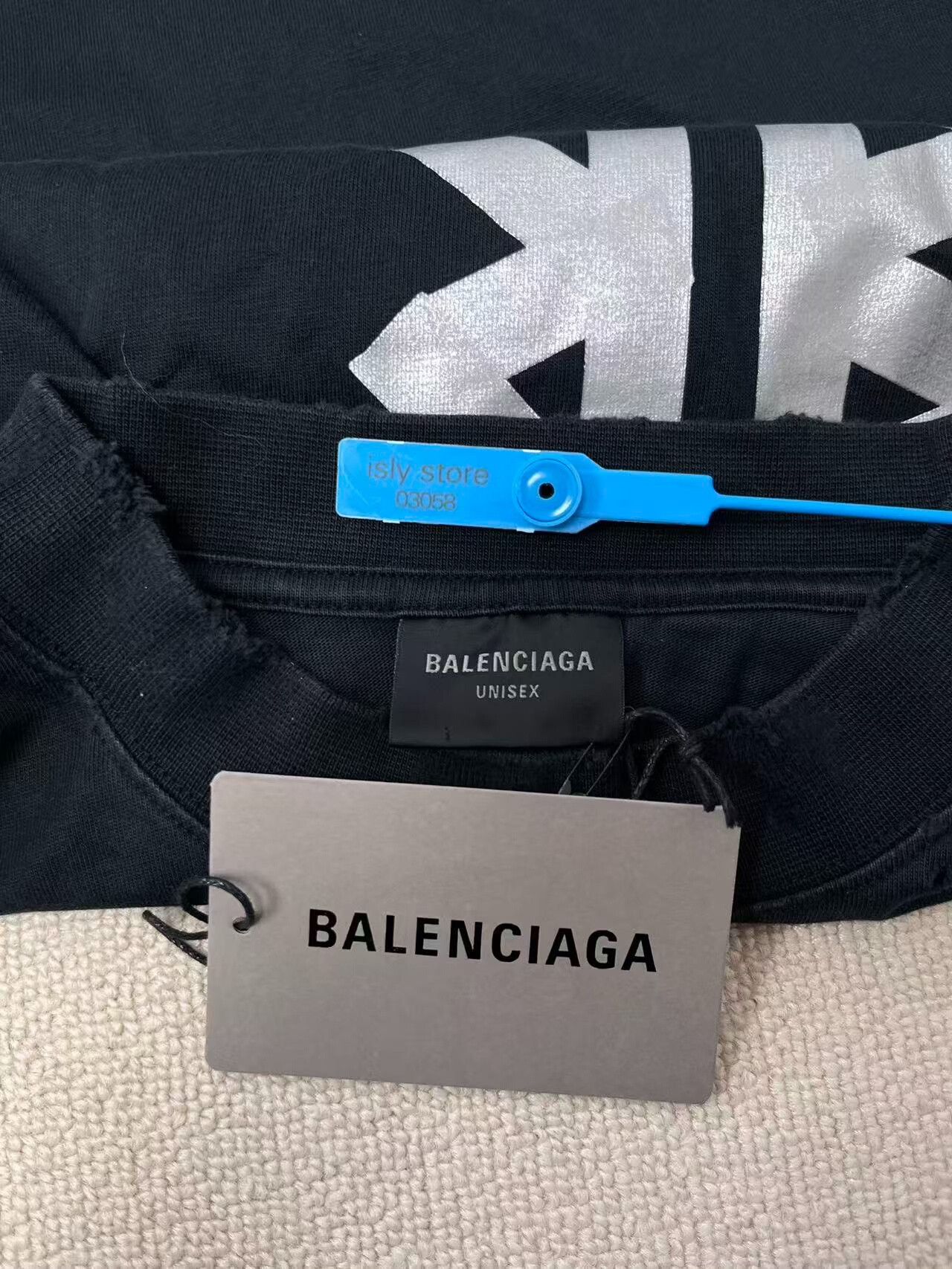 Balenciaga Balenciaga New Tape Print Short Sleeve T-Shirt Size S / US 4 / IT 40 - 4 Thumbnail