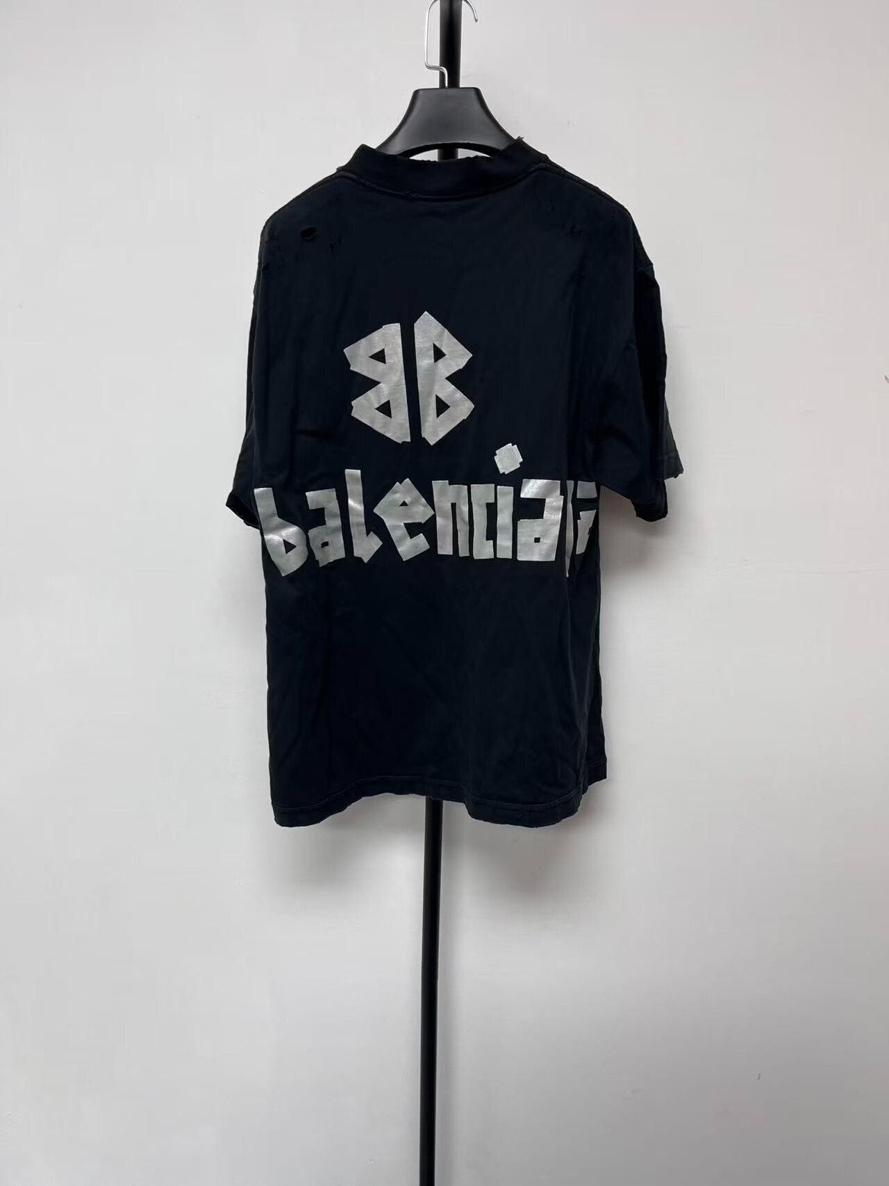 Balenciaga Balenciaga New Tape Print Short Sleeve T-Shirt Size S / US 4 / IT 40 - 2 Thumbnail