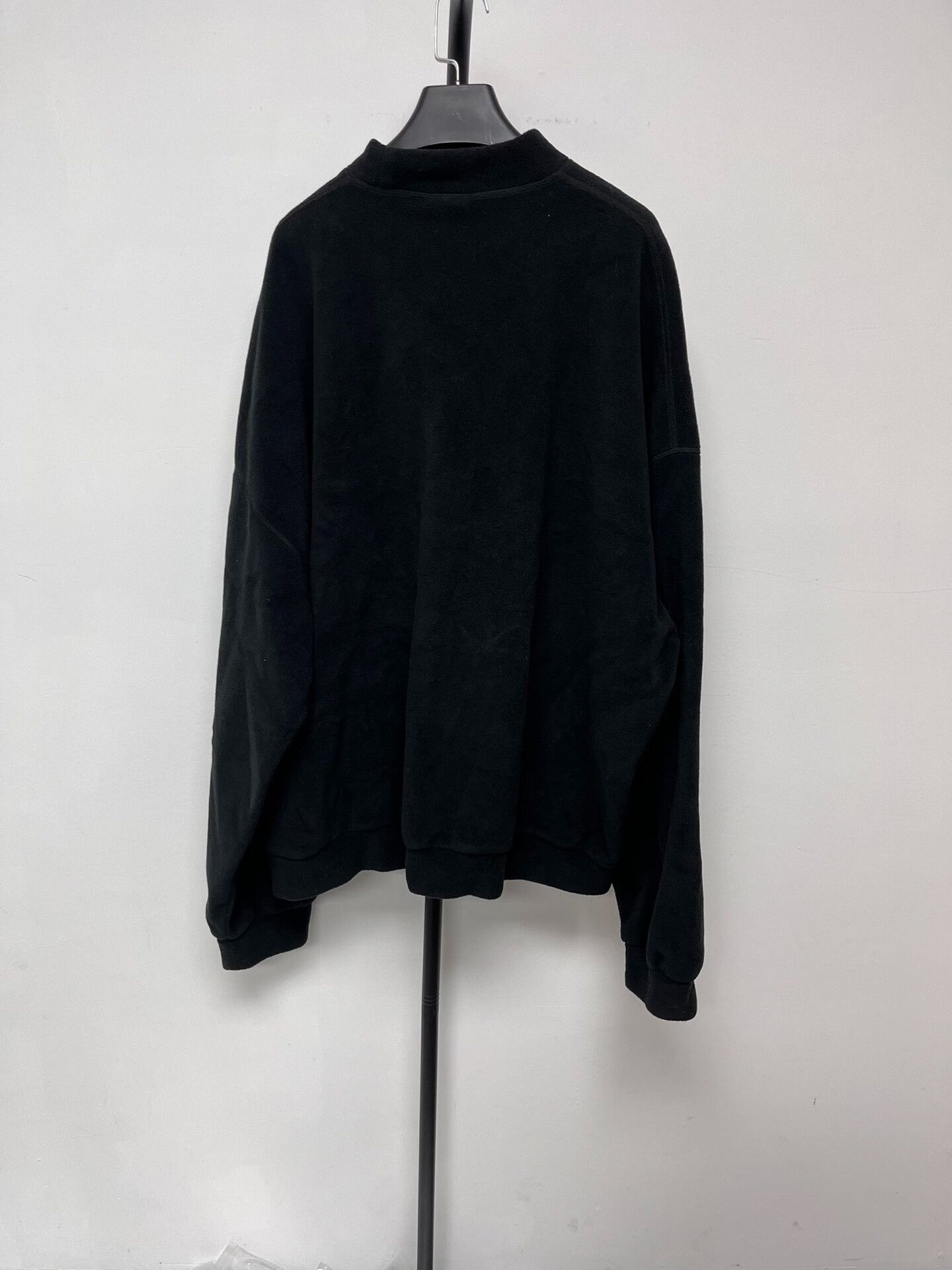 Balenciaga balenciaga black embroidered logo sweatshirt men Size US S / EU 44-46 / 1 - 2 Thumbnail