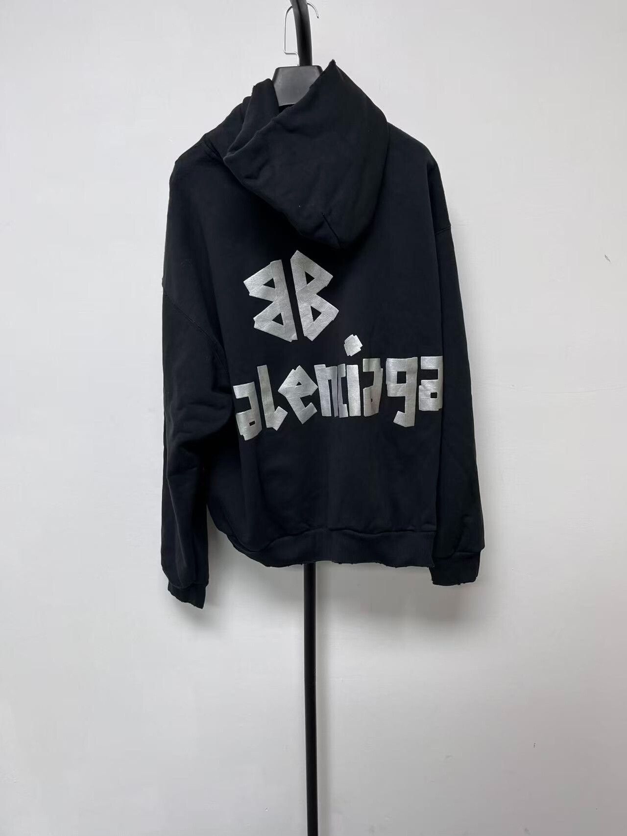 Balenciaga balenciaga logo hooded sweatshirt in black Size US XXS / EU 40 - 2 Thumbnail