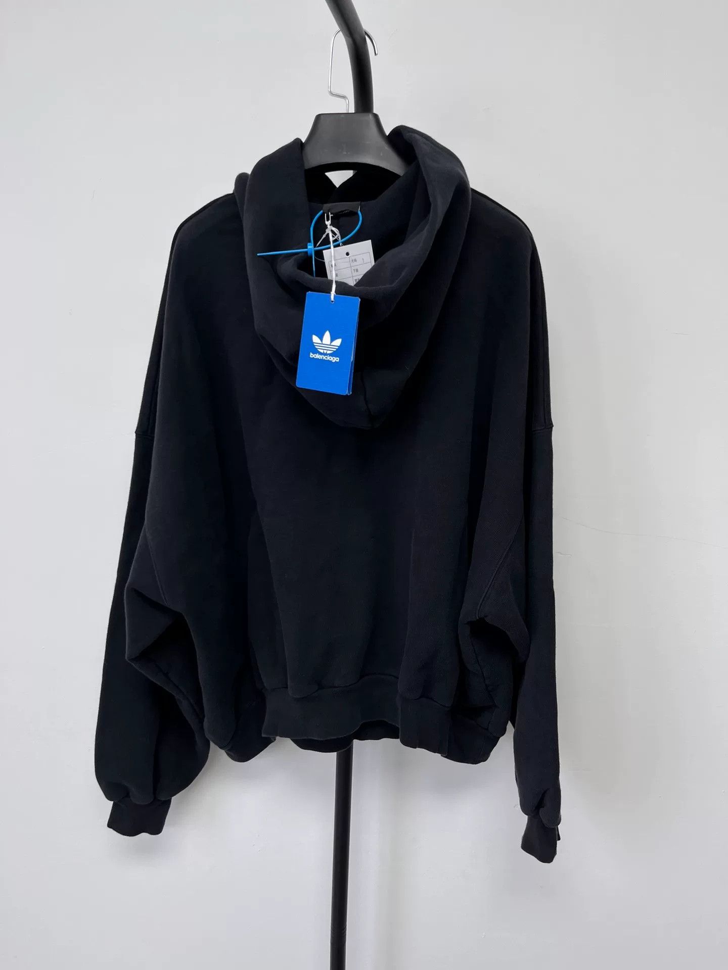 Balenciaga balenciaga x adidas logo hooded sweatshirt Size US S / EU 44-46 / 1 - 2 Thumbnail