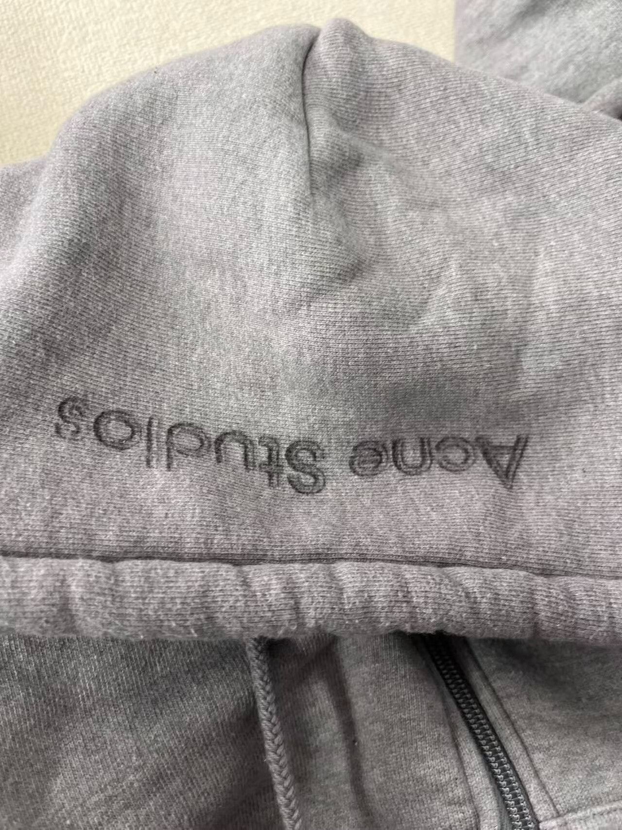 Acne Studios gray zip-up hooded sweatshirt unisex Size US XXS / EU 40 - 3 Thumbnail