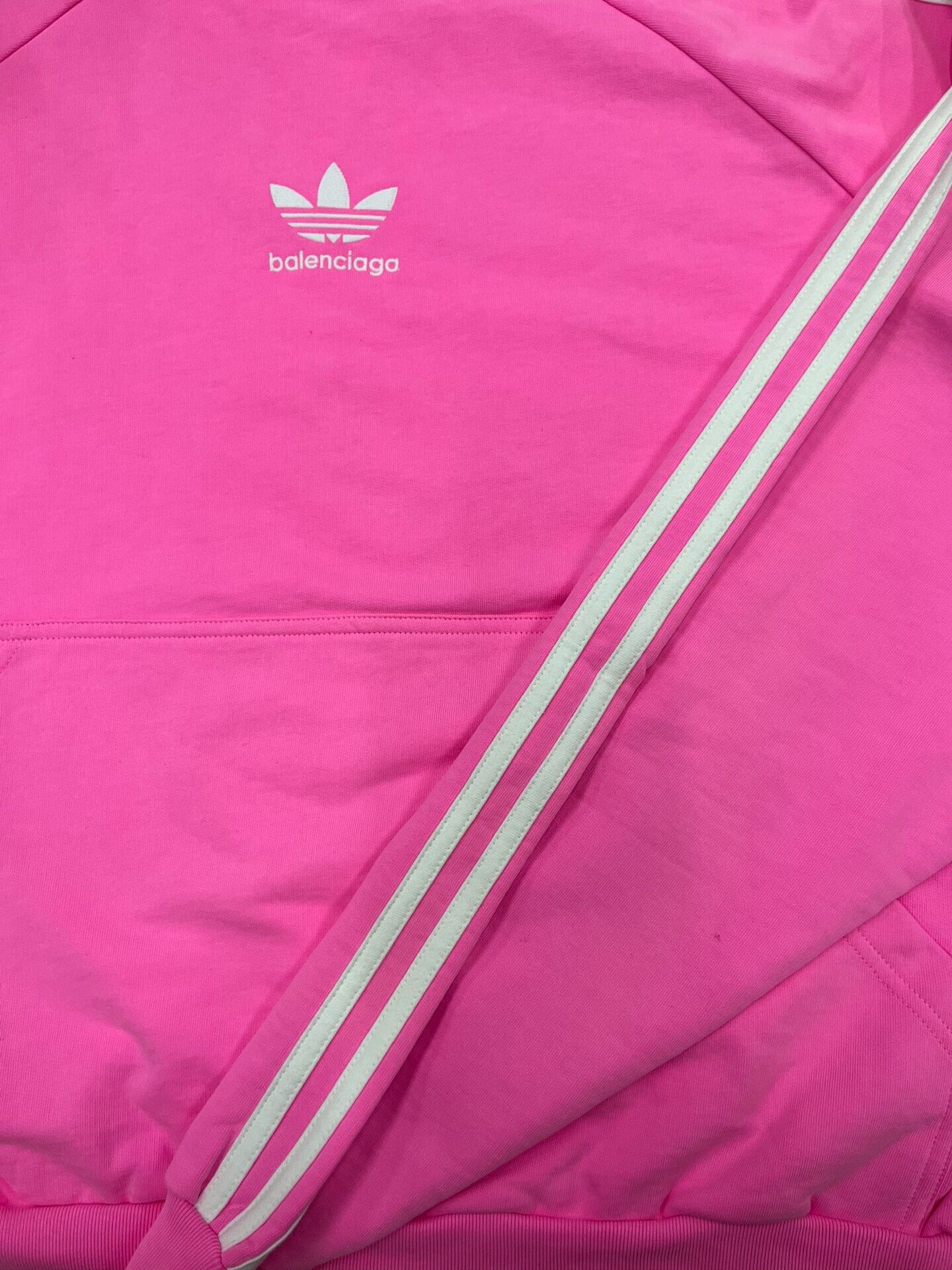 Balenciaga balenciaga x adidas pink oversized hoodie Size US S / EU 44-46 / 1 - 3 Thumbnail