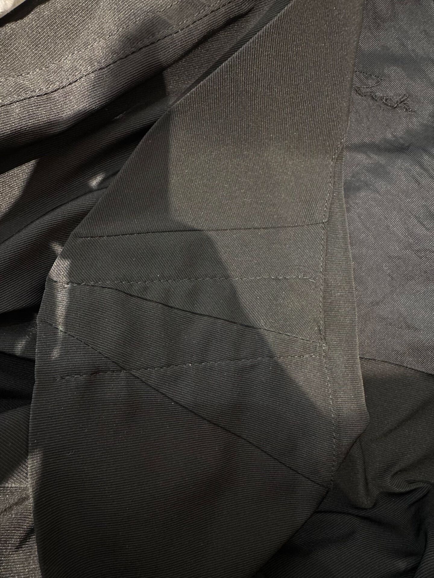 Rick Owens minimalist black v-neck long coat Size US L / EU 52-54 / 3 - 4 Thumbnail