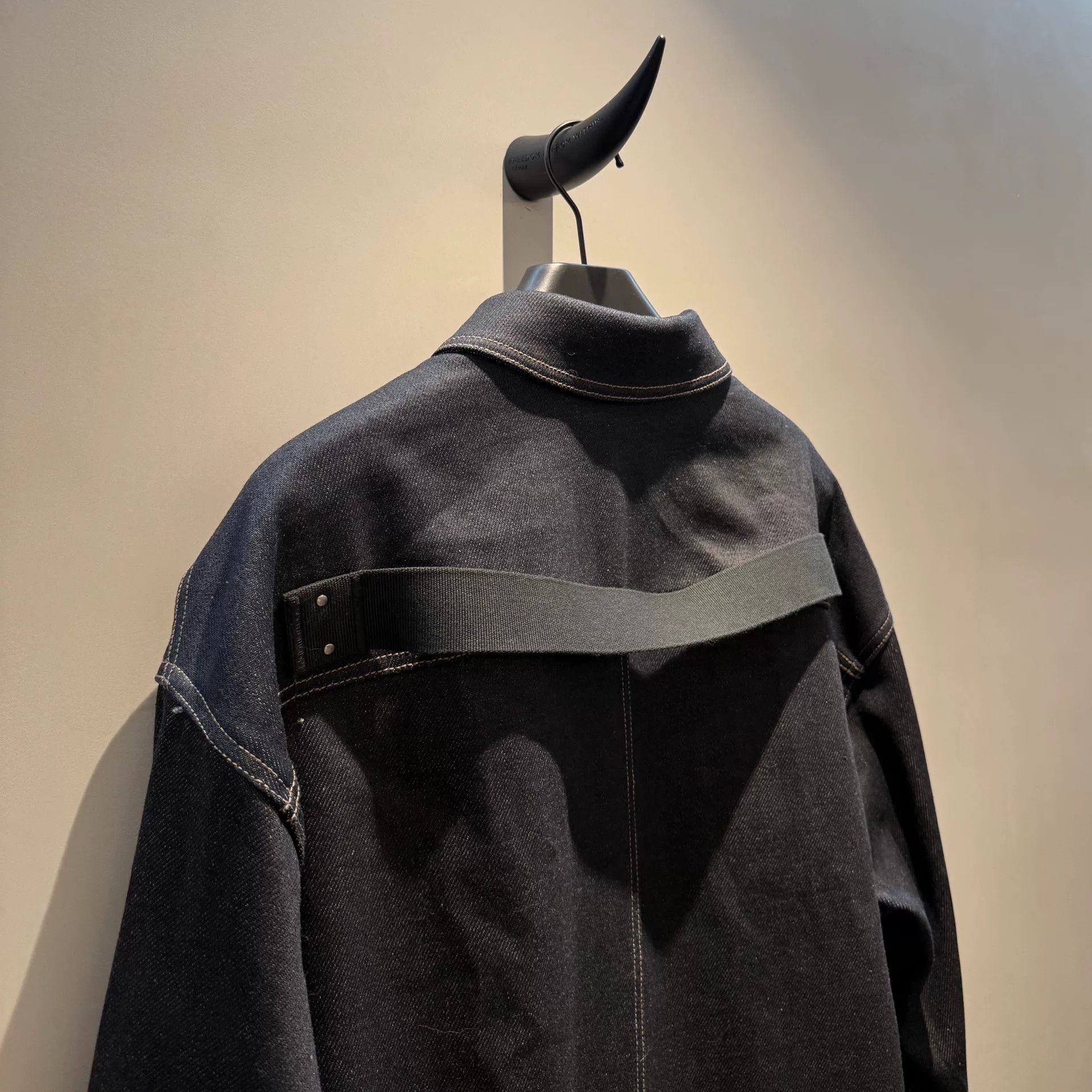 Rick Owens rick owens oversized denim jacket in black Size US L / EU 52-54 / 3 - 4 Thumbnail
