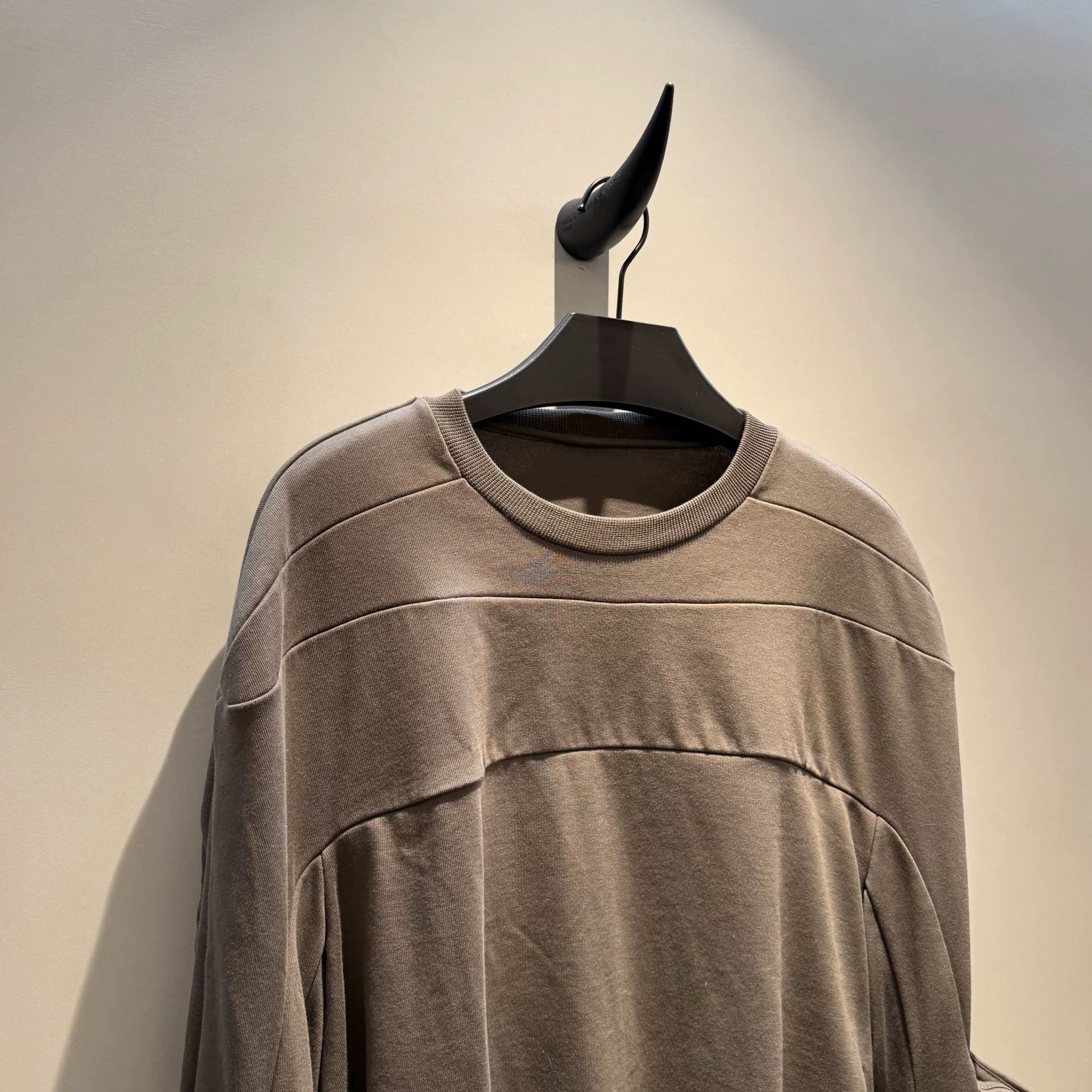 Rick Owens unique rick owens armor sweatshirt Size US XL / EU 56 / 4 - 2 Thumbnail