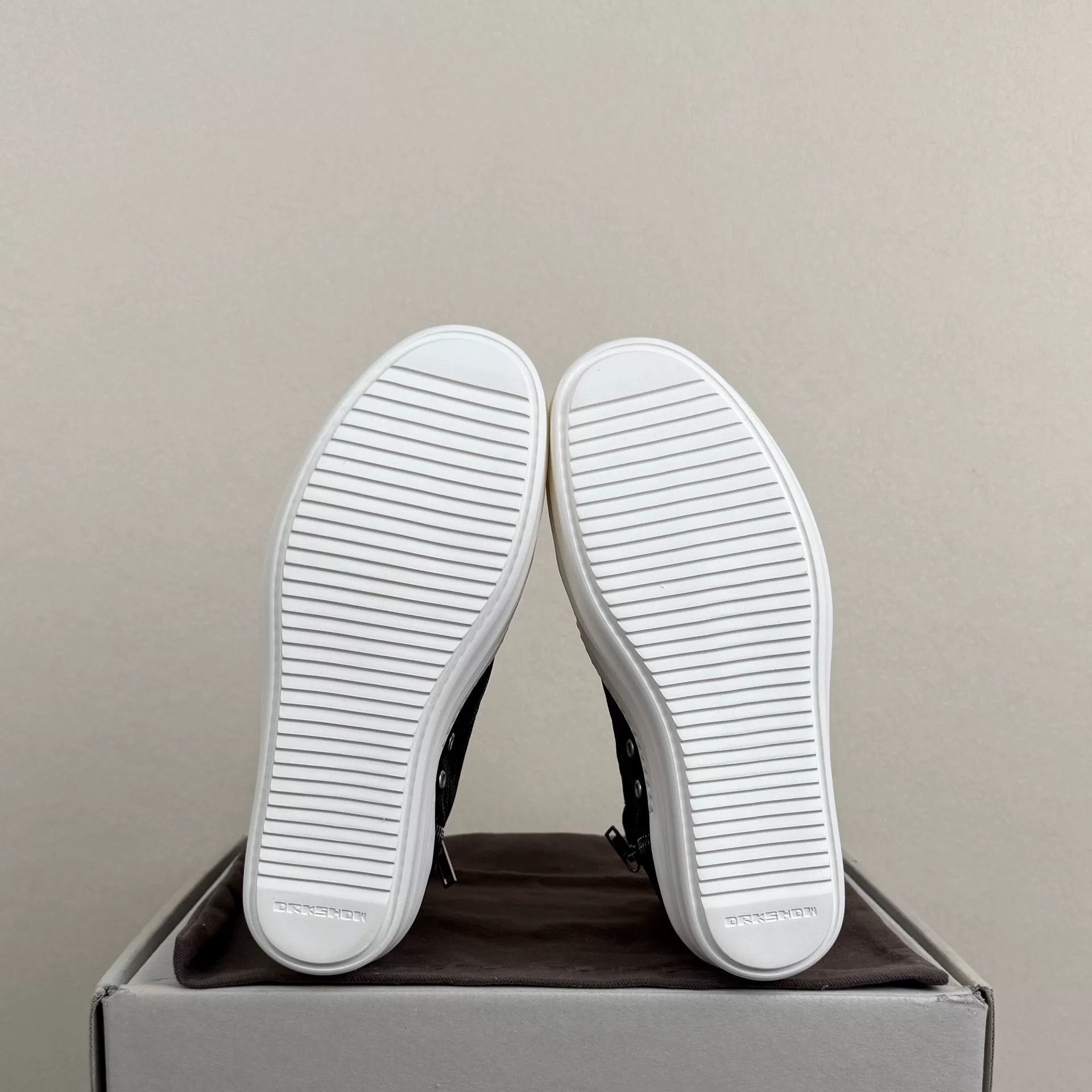 Rick Owens Drkshdw rick owens drkshdw thick sole sneakers Size US 10.5 / EU 43-44 - 6 Thumbnail