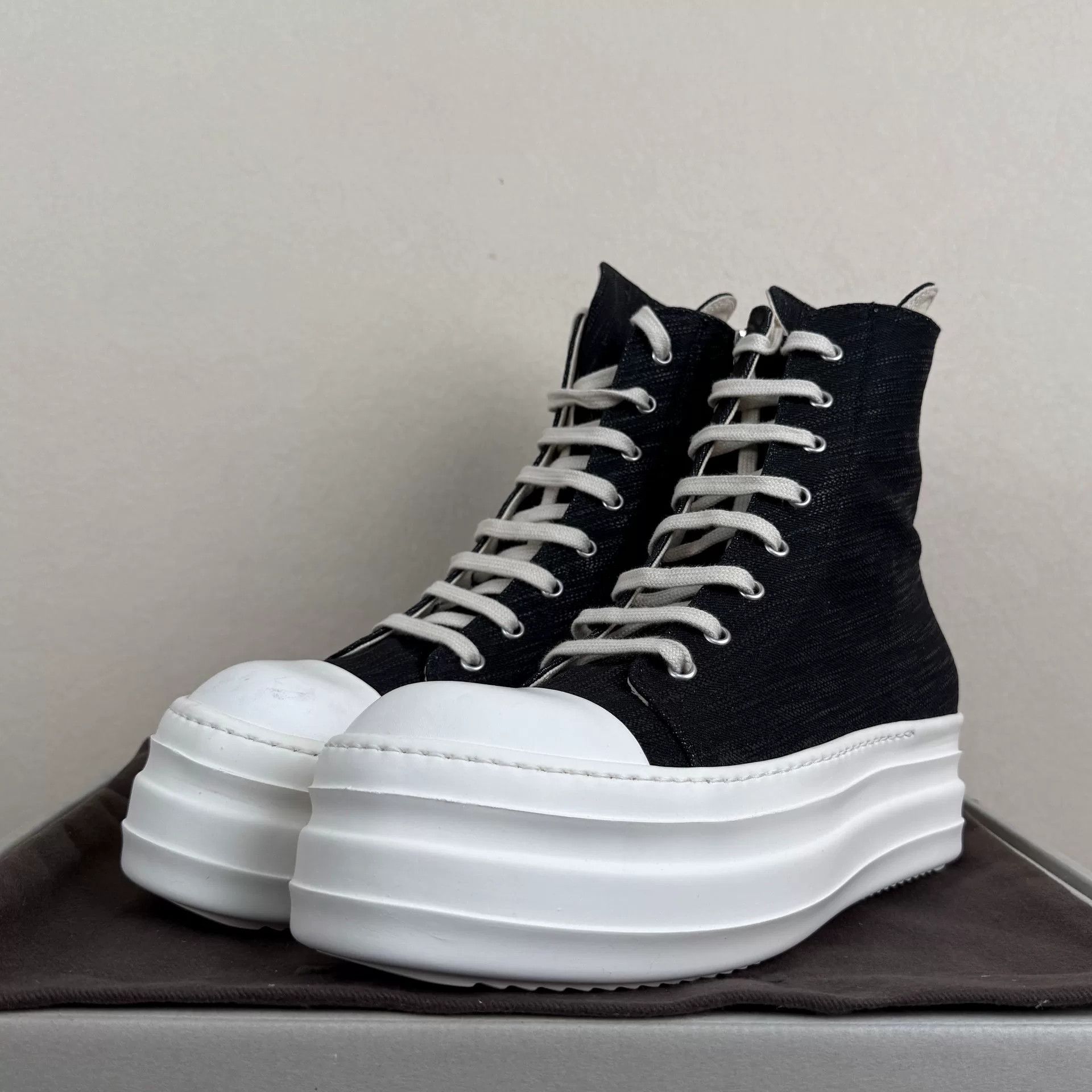 Rick Owens Drkshdw rick owens drkshdw thick sole sneakers Size US 10.5 / EU 43-44 - 2 Thumbnail