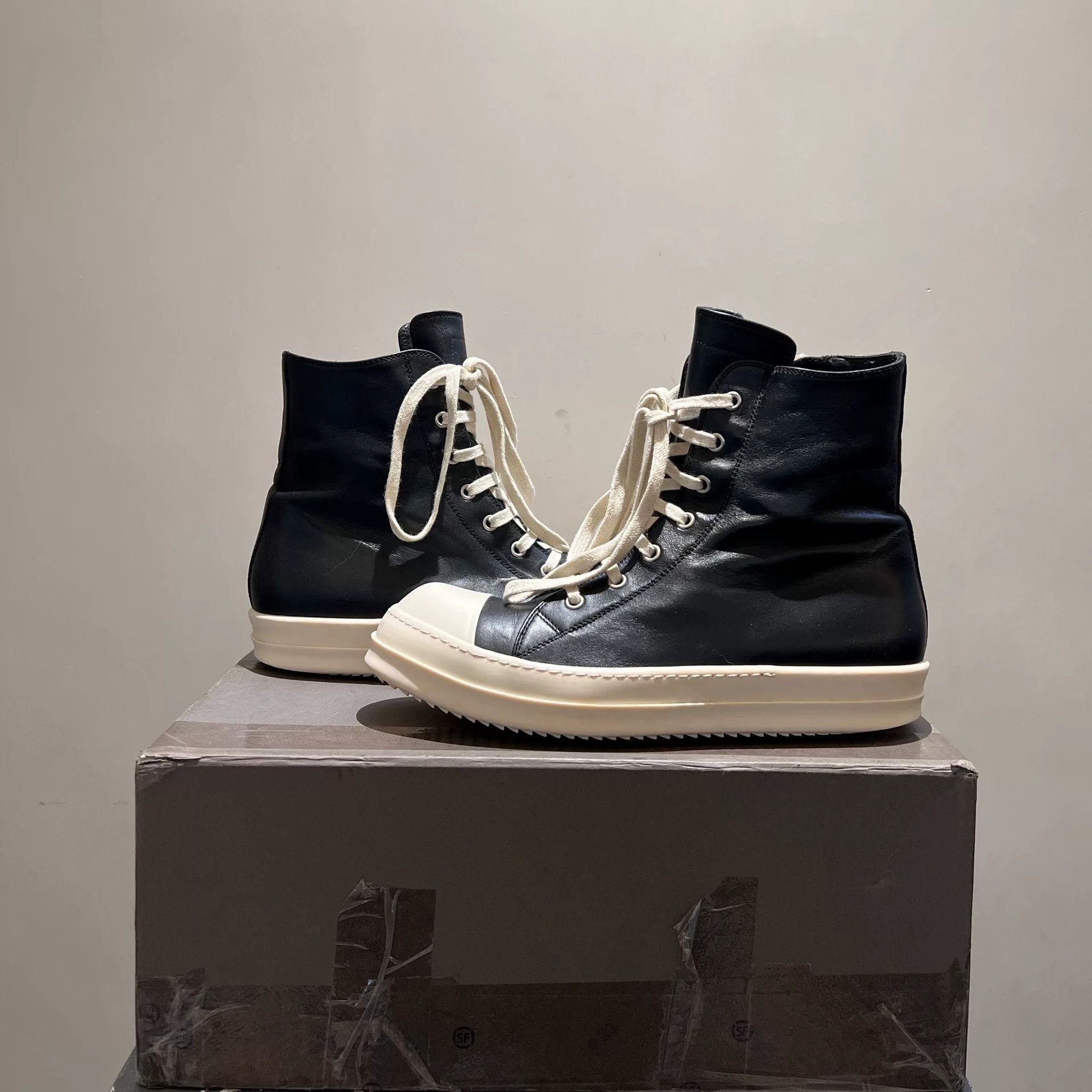 Rick Owens rick owens high-top leather sneakers Size US 8 / EU 41 - 3 Thumbnail