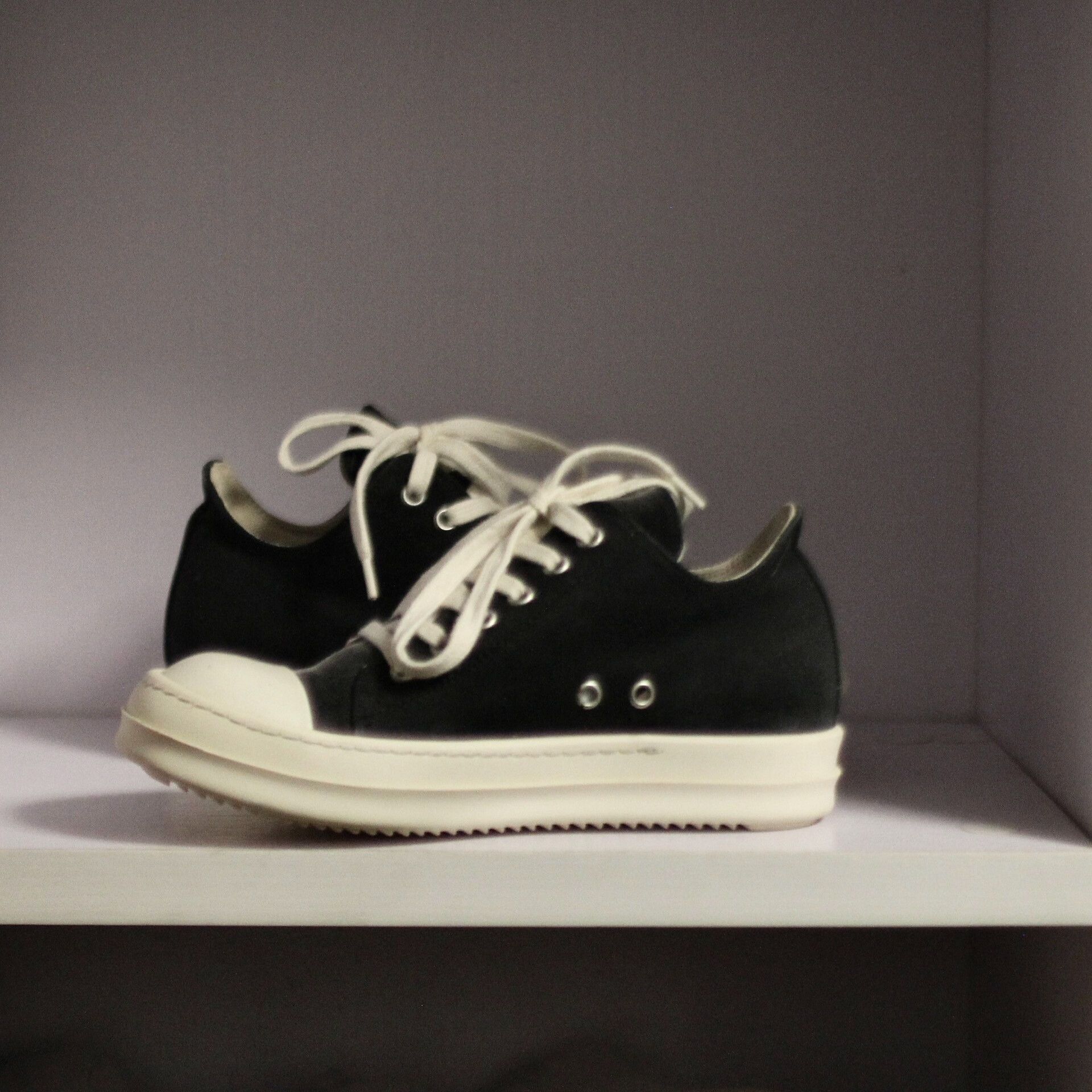 Rick Owens rick owens gradient low-top sneakers Size US 5 / IT 35 - 4 Thumbnail