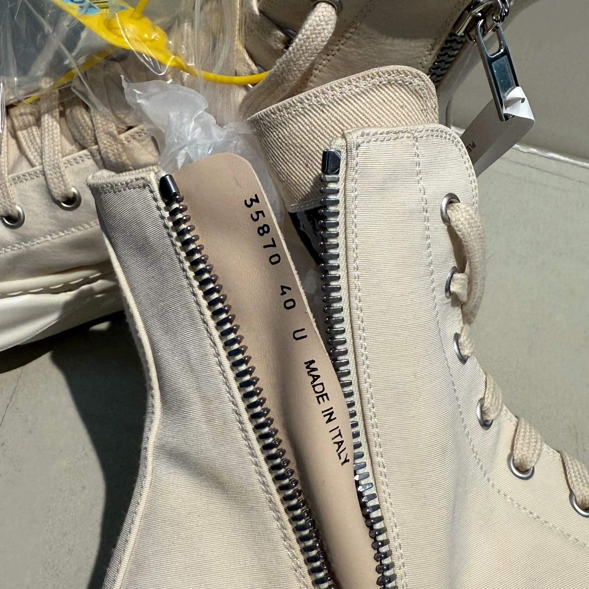Rick Owens Drkshdw rick owens drkshdw beige high-top tank boots Size US 7.5 / EU 40-41 - 5 Thumbnail