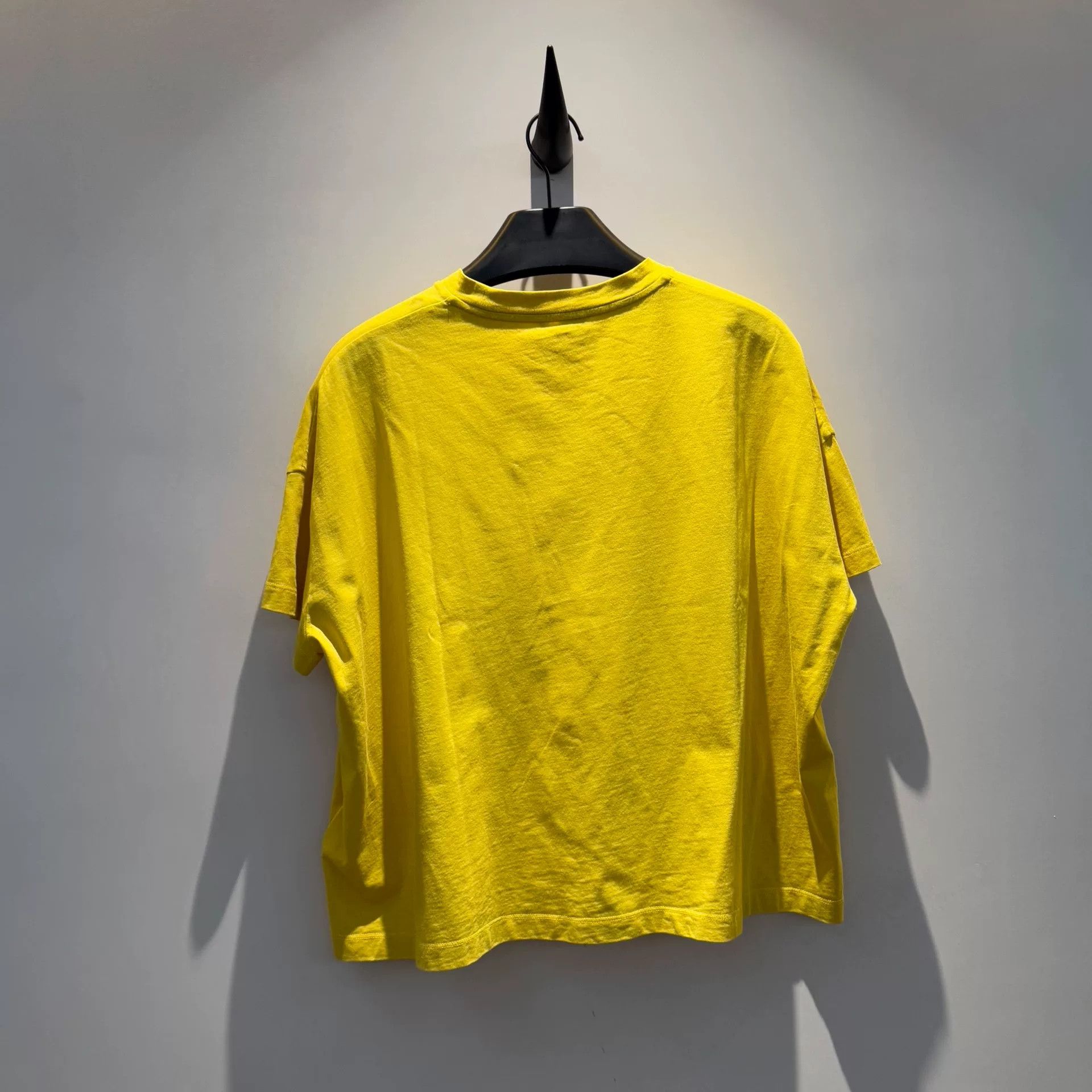 Moncler moncler yellow short sleeve logo t-shirt Size US M / EU 48-50 / 2 - 5 Thumbnail