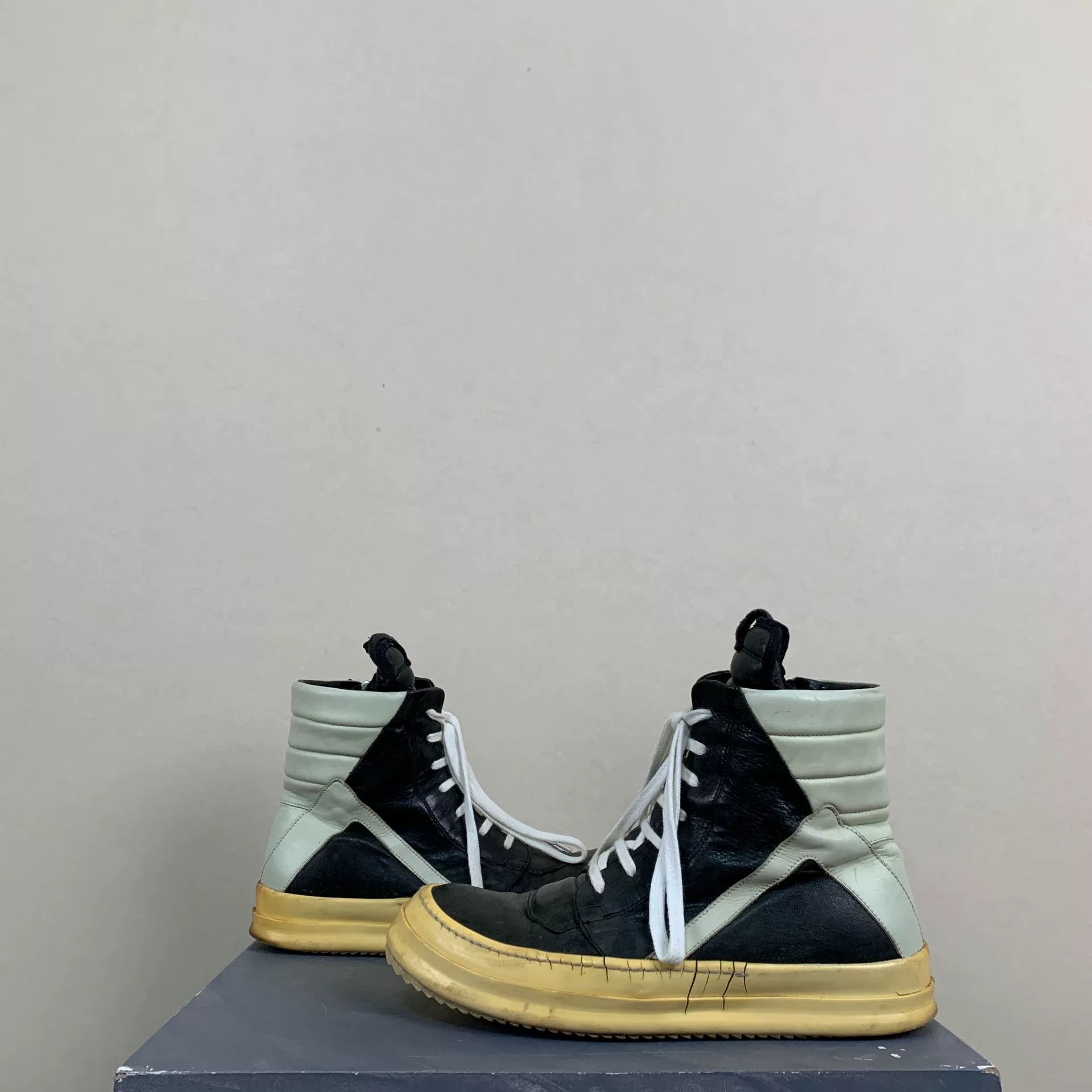 Rick Owens rick owens black and white high-top sneakers Size US 9 / EU 42 - 3 Thumbnail