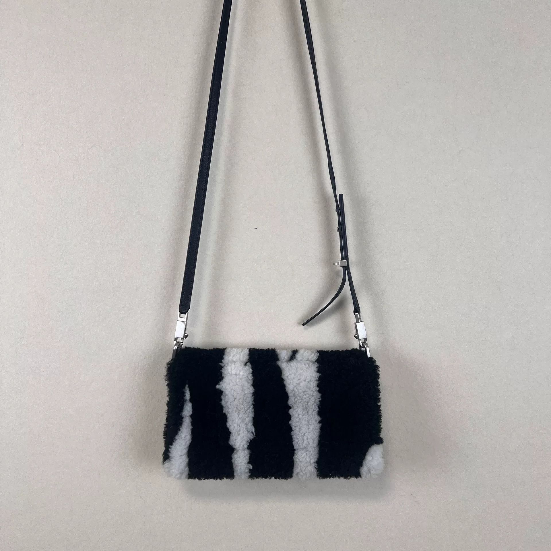 Rick Owens rick owens zebra print shoulder bag Size ONE SIZE - 4 Thumbnail