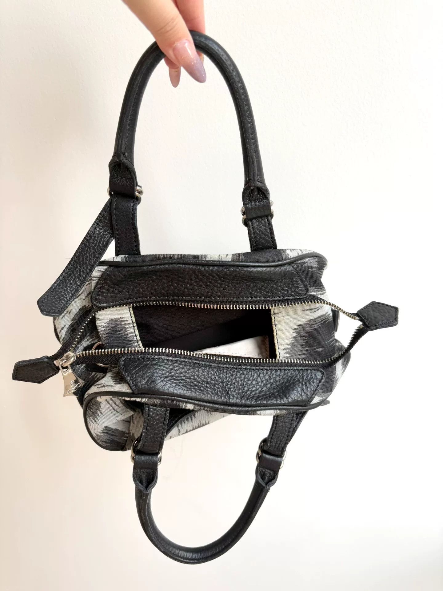 Vivienne Westwood vivienne westwood black and white handbag Size ONE SIZE - 4 Thumbnail