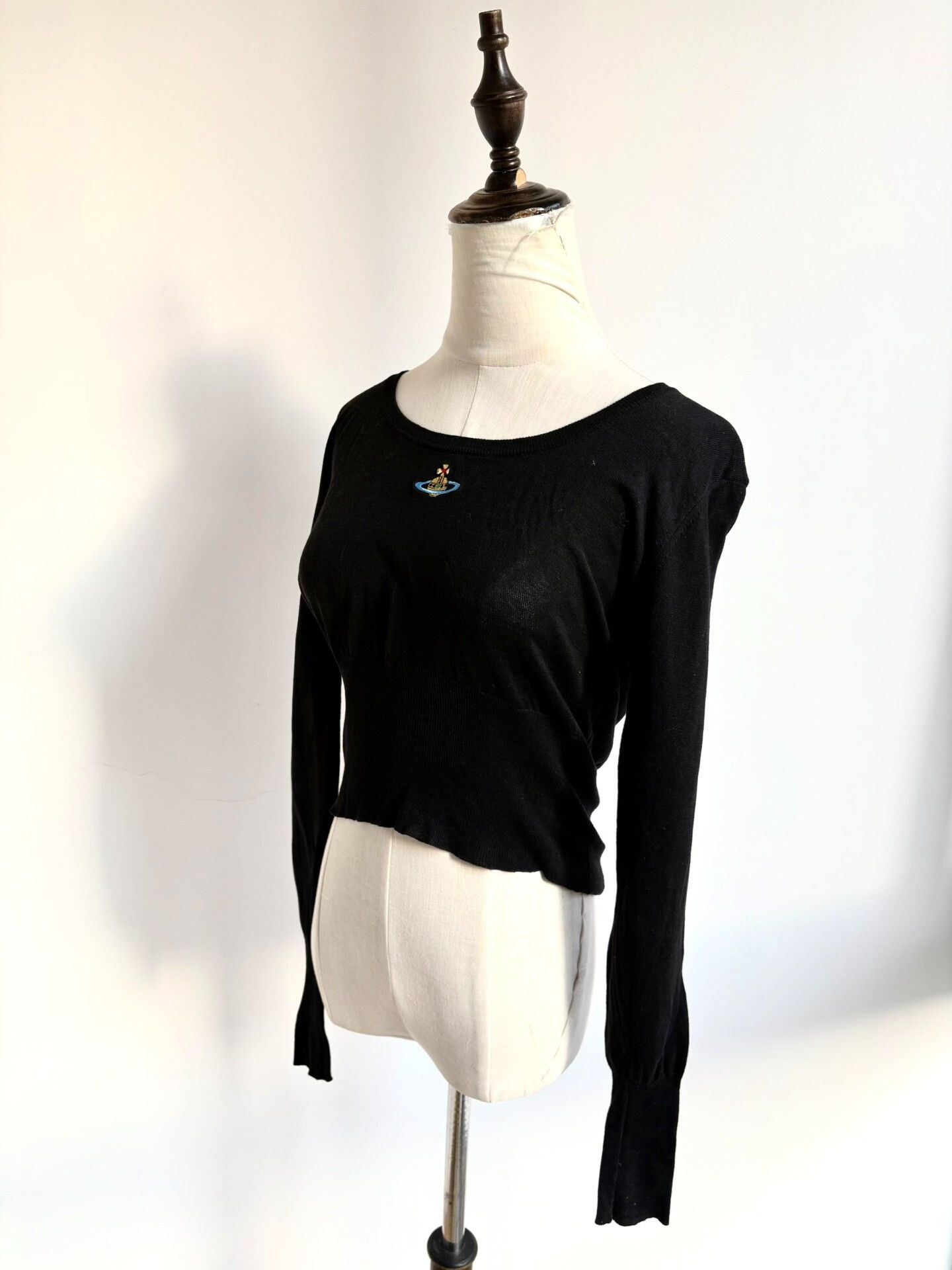 Vivienne Westwood vivienne westwood black knit top with brooch Size M / US 6-8 / IT 42-44 - 3 Thumbnail