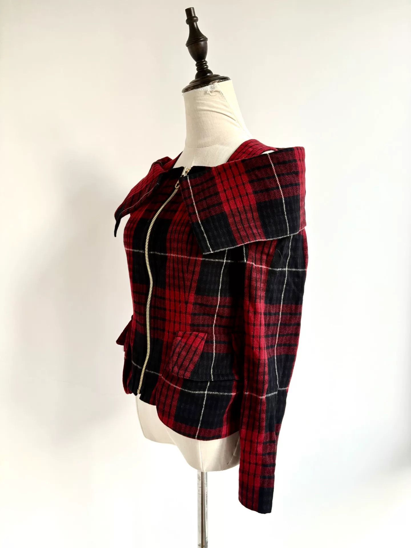 Vivienne Westwood vivienne westwood black red plaid off-shoulder top Size M / US 6-8 / IT 42-44 - 2 Thumbnail