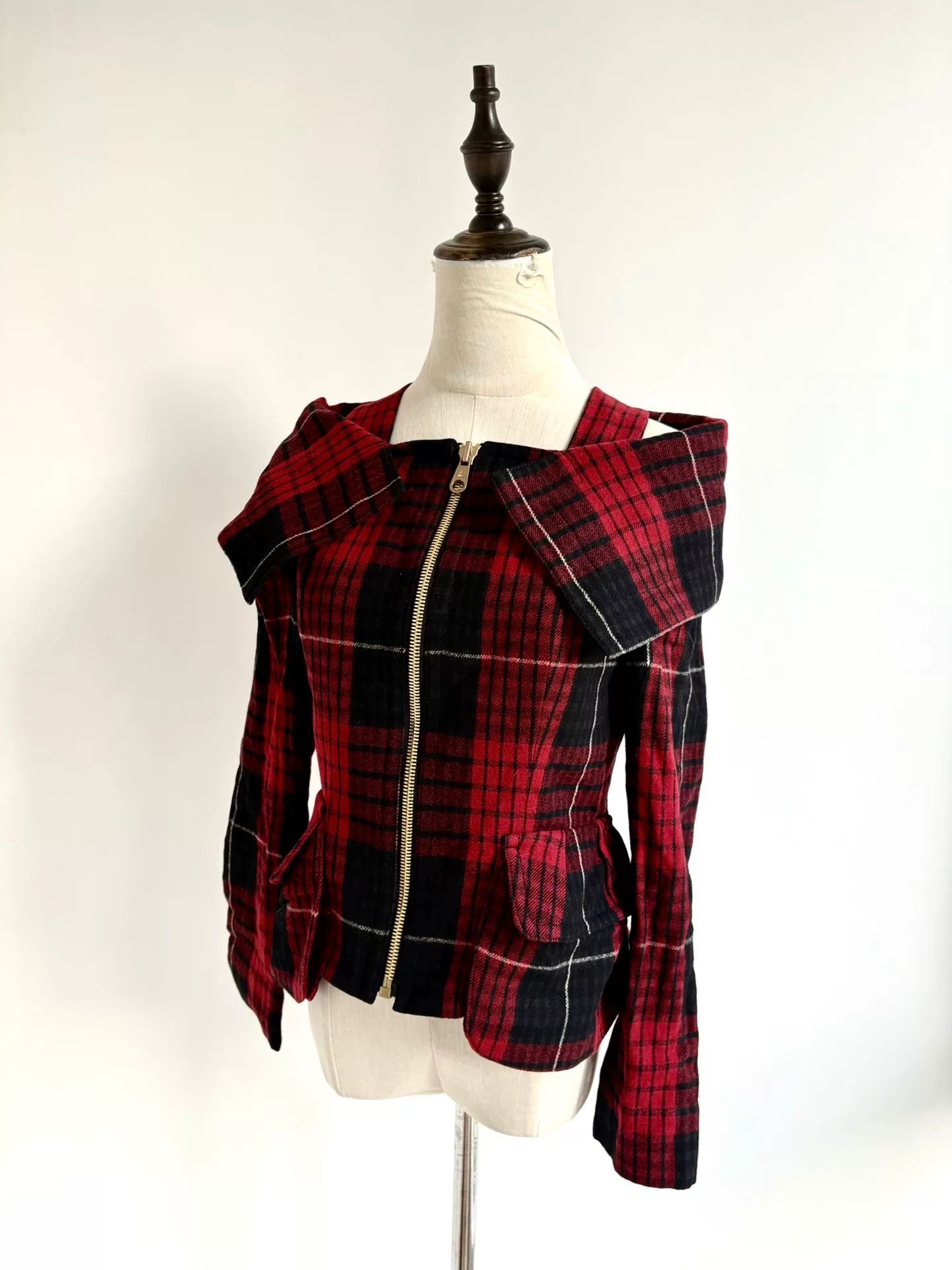 Vivienne Westwood vivienne westwood black red plaid off-shoulder top Size M / US 6-8 / IT 42-44 - 6 Thumbnail
