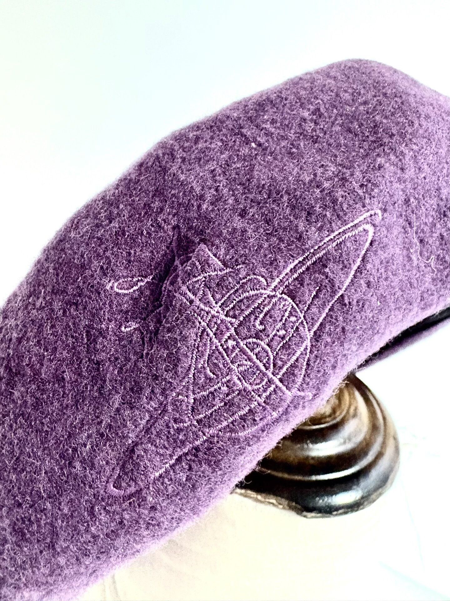 Vivienne Westwood vivienne westwood purple beret with graffiti design Size ONE SIZE - 3 Thumbnail
