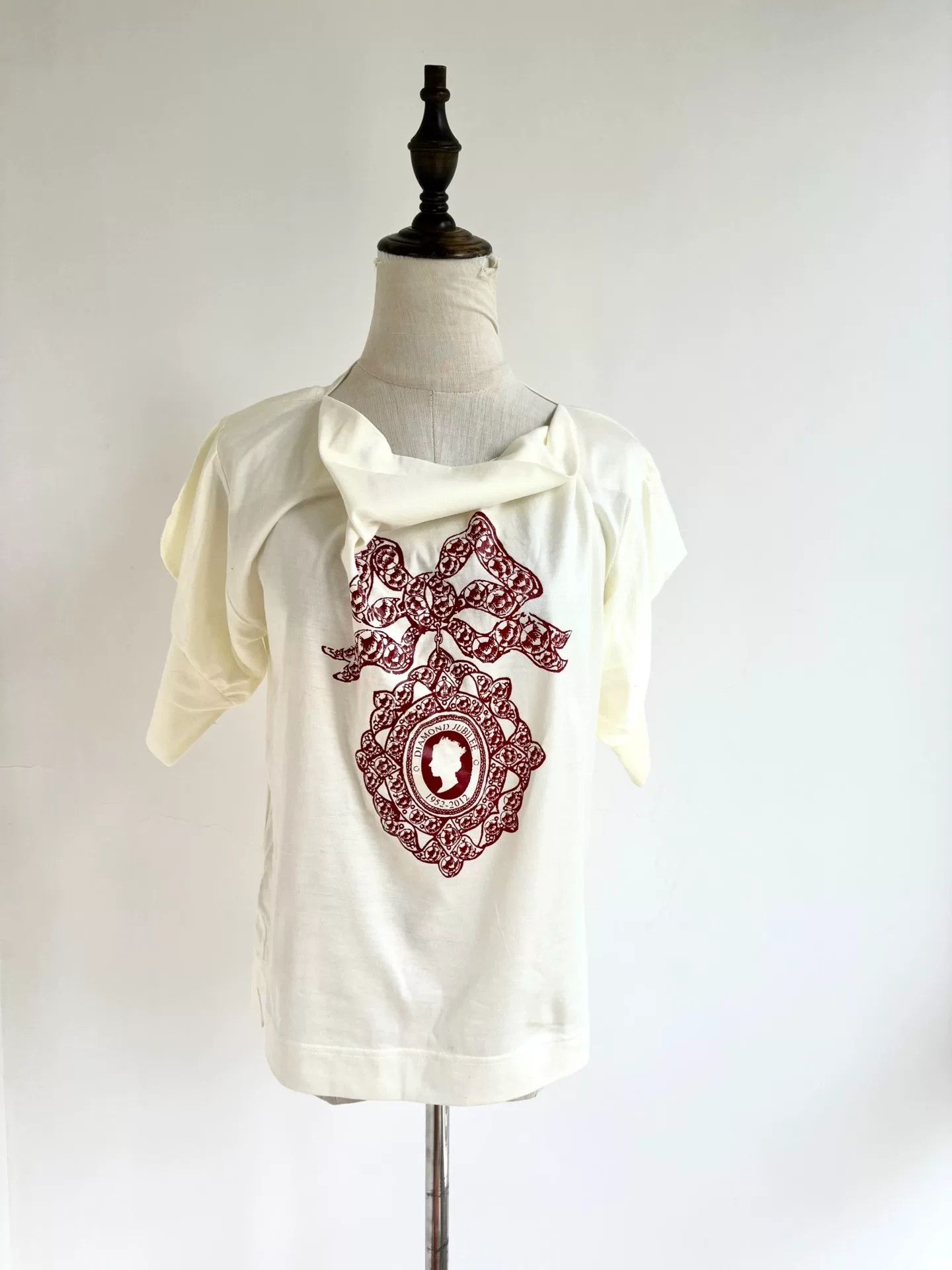 Vivienne Westwood vivienne westwood irregular white t-shirt Size M / US 6-8 / IT 42-44 - 2 Thumbnail