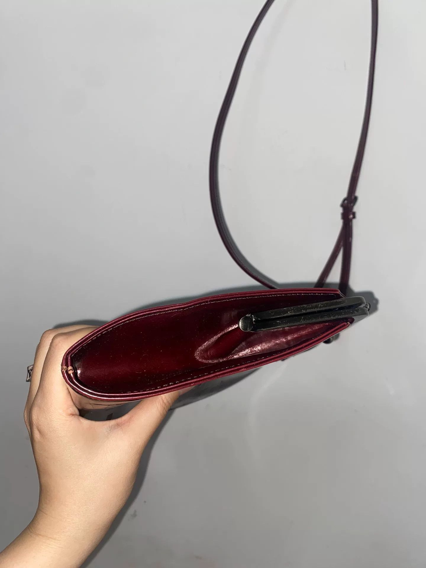 Vivienne Westwood burgundy two-way crossbody bag with floral design Size ONE SIZE - 7 Thumbnail