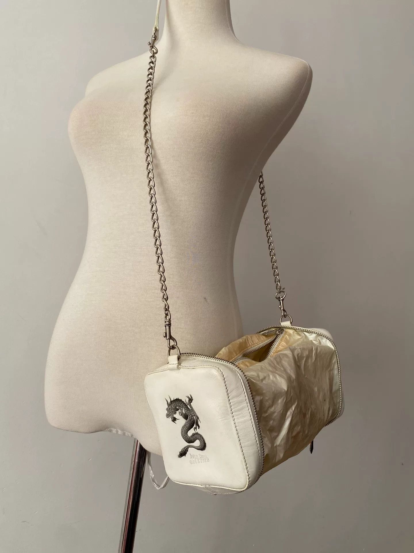 Vivienne Westwood jean paul gaultier white dragon crossbody bag Size ONE SIZE - 6 Thumbnail