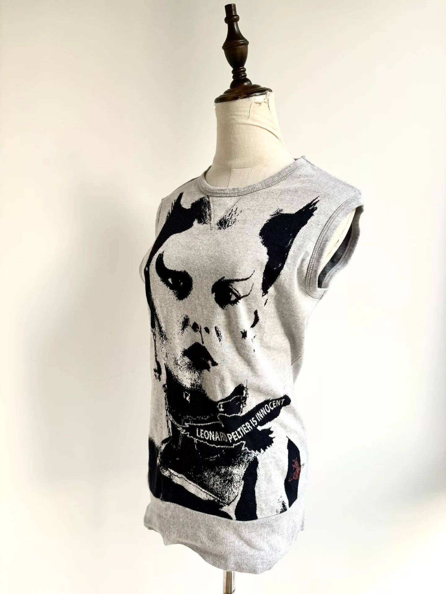 Vivienne Westwood vivienne westwood gray knitted vest with print Size M / US 6-8 / IT 42-44 - 3 Thumbnail