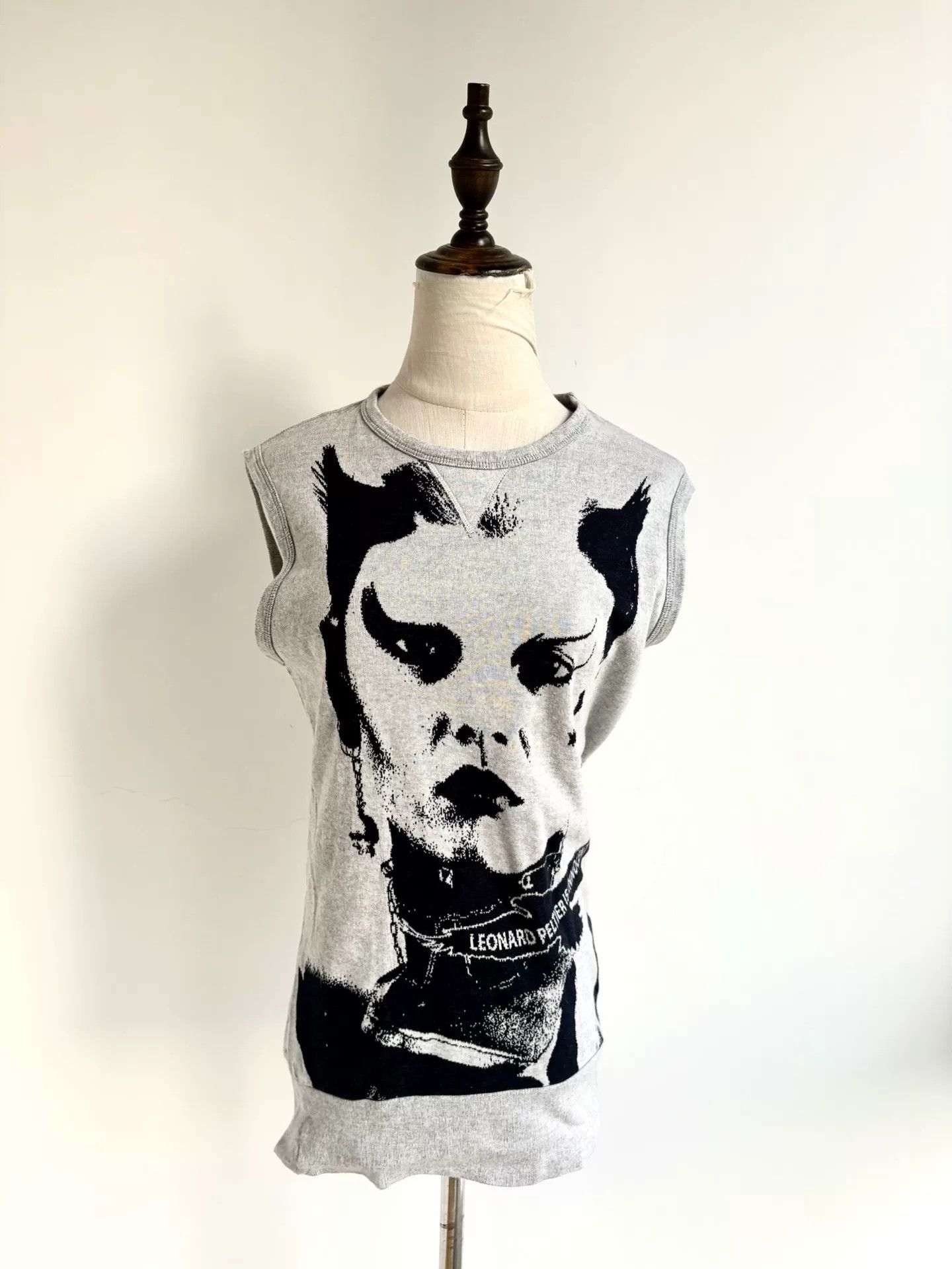 Vivienne Westwood vivienne westwood gray knitted vest with print Size M / US 6-8 / IT 42-44 - 6 Thumbnail