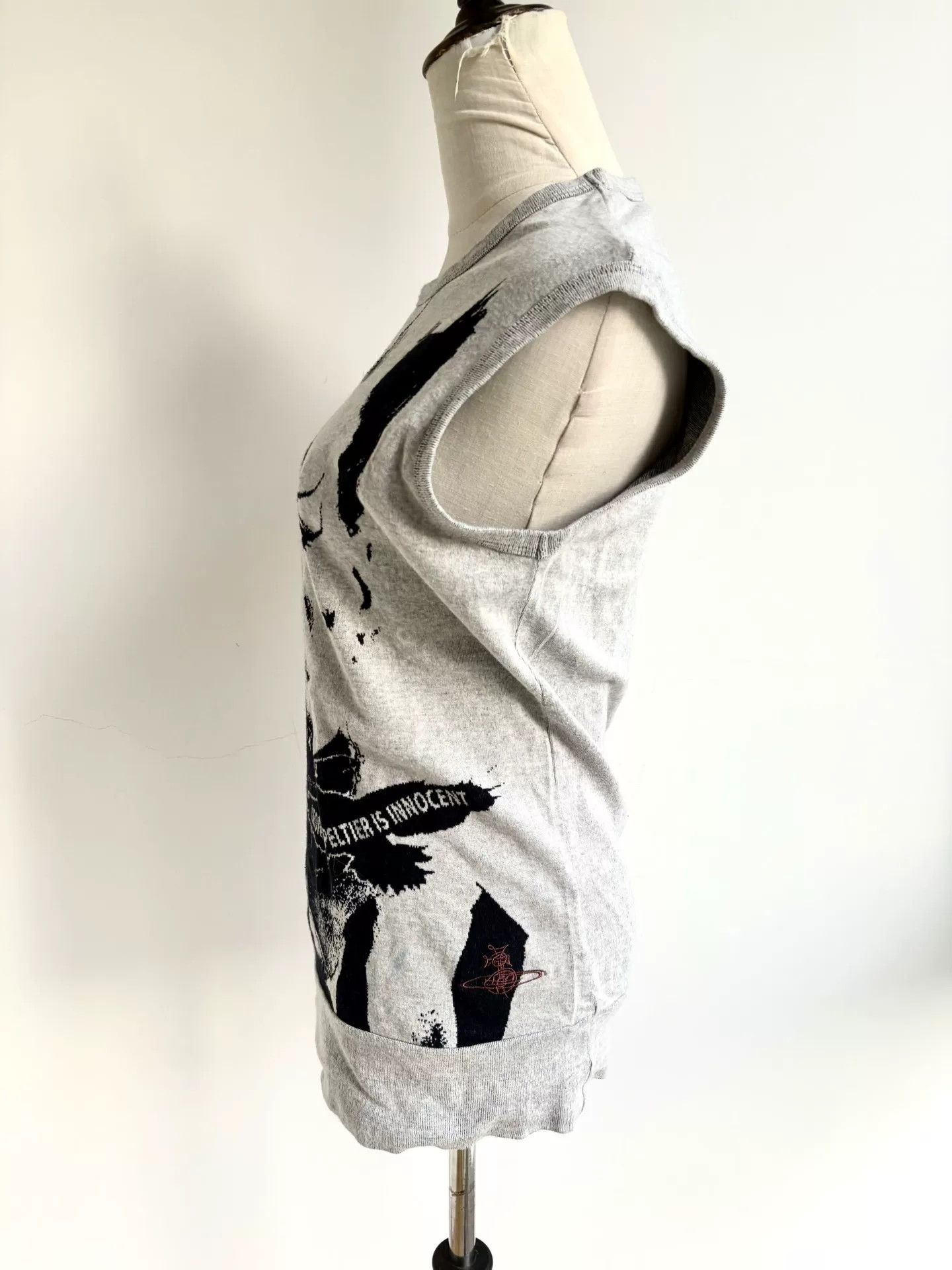 Vivienne Westwood vivienne westwood gray knitted vest with print Size M / US 6-8 / IT 42-44 - 2 Thumbnail