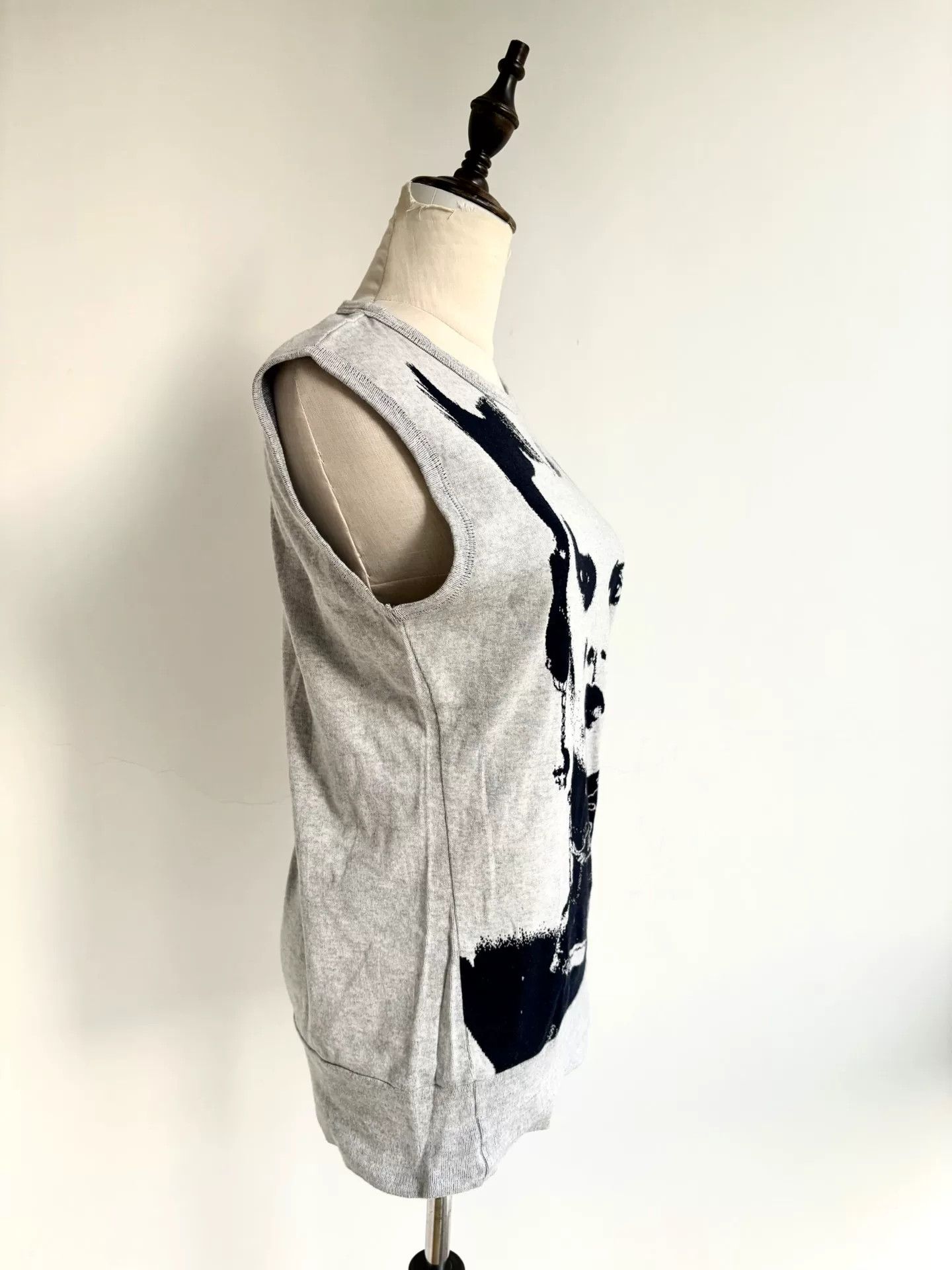 Vivienne Westwood vivienne westwood gray knitted vest with print Size M / US 6-8 / IT 42-44 - 5 Thumbnail