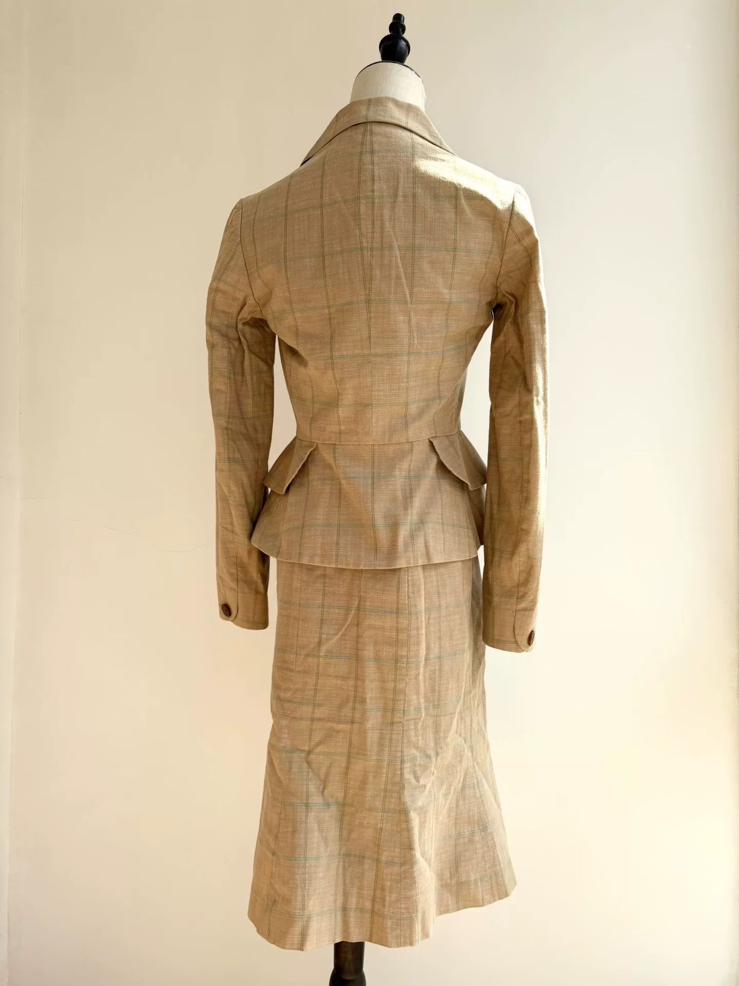 Vivienne Westwood vivienne westwood beige checked peplum suit set Size 22" - 2 Thumbnail