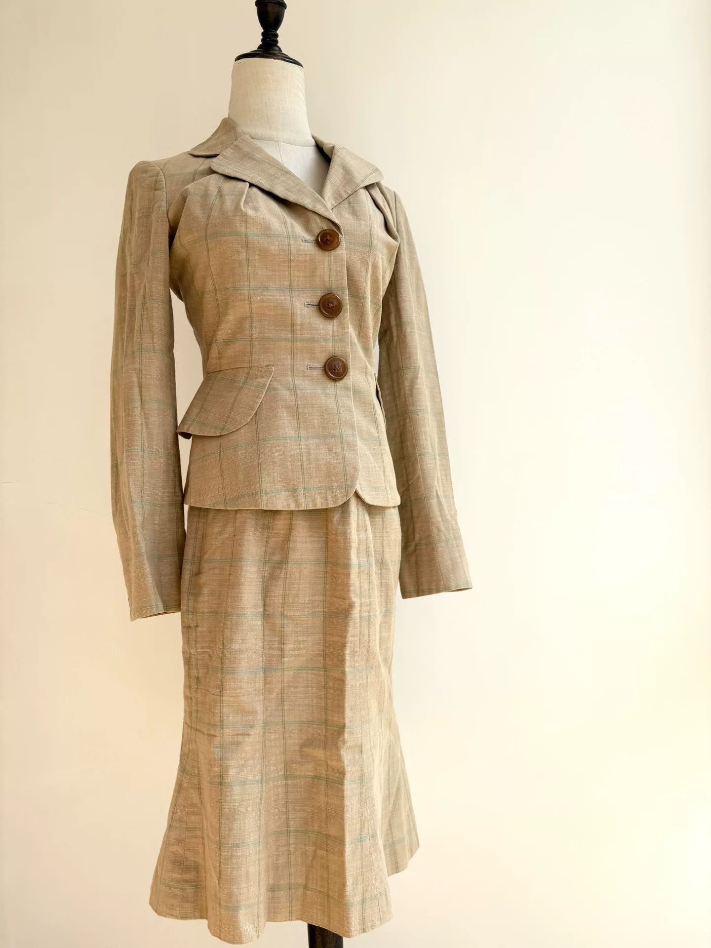 Vivienne Westwood vivienne westwood beige checked peplum suit set Size 22" - 5 Thumbnail