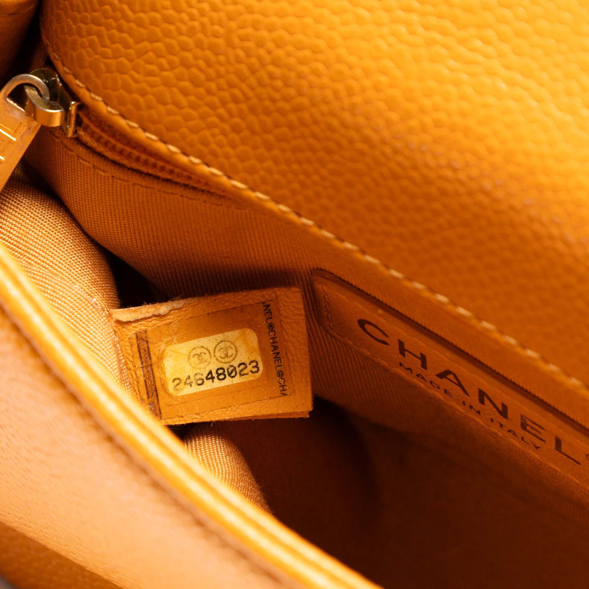 Chanel Chanel Mini Quilted Caviar Carry Around Flap Size ONE SIZE - 6 Thumbnail