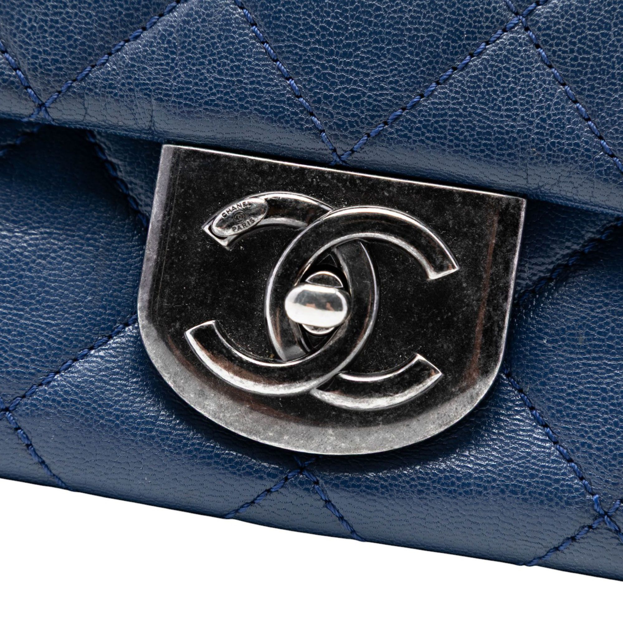 Chanel Chanel Large Quilted Goatskin Double Carry Waist Chain Flap Size ONE SIZE - 6 Thumbnail