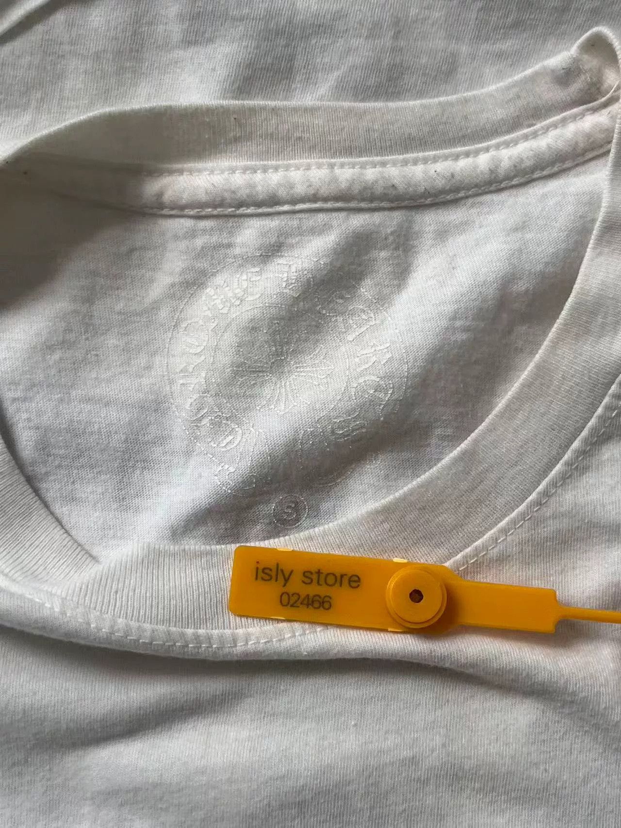 Chrome Hearts chrome hearts white v-neck short sleeve tee Size US S / EU 44-46 / 1 - 5 Thumbnail