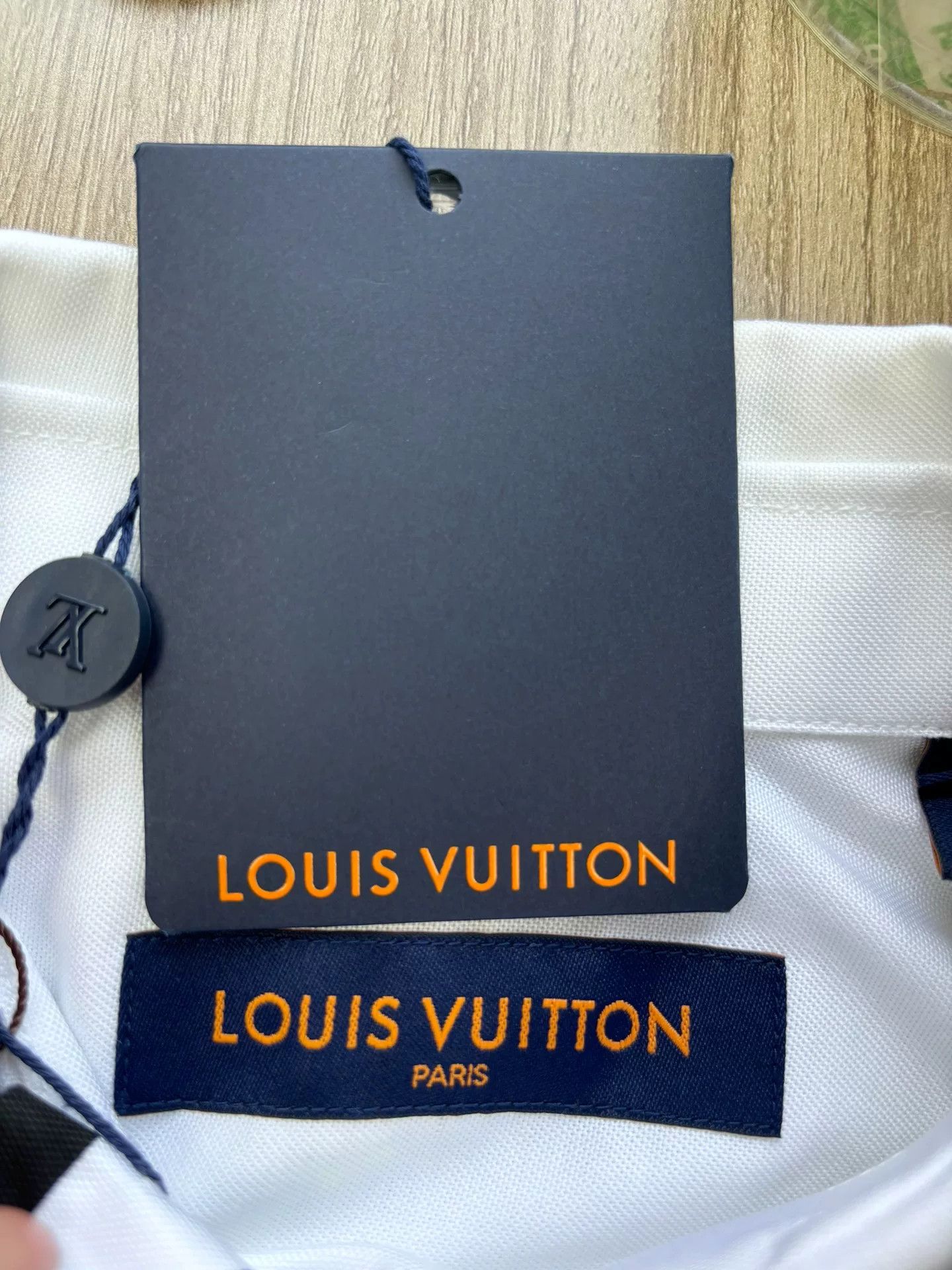 Louis Vuitton louis vuitton long sleeve shirt with design Size US L / EU 52-54 / 3 - 6 Thumbnail