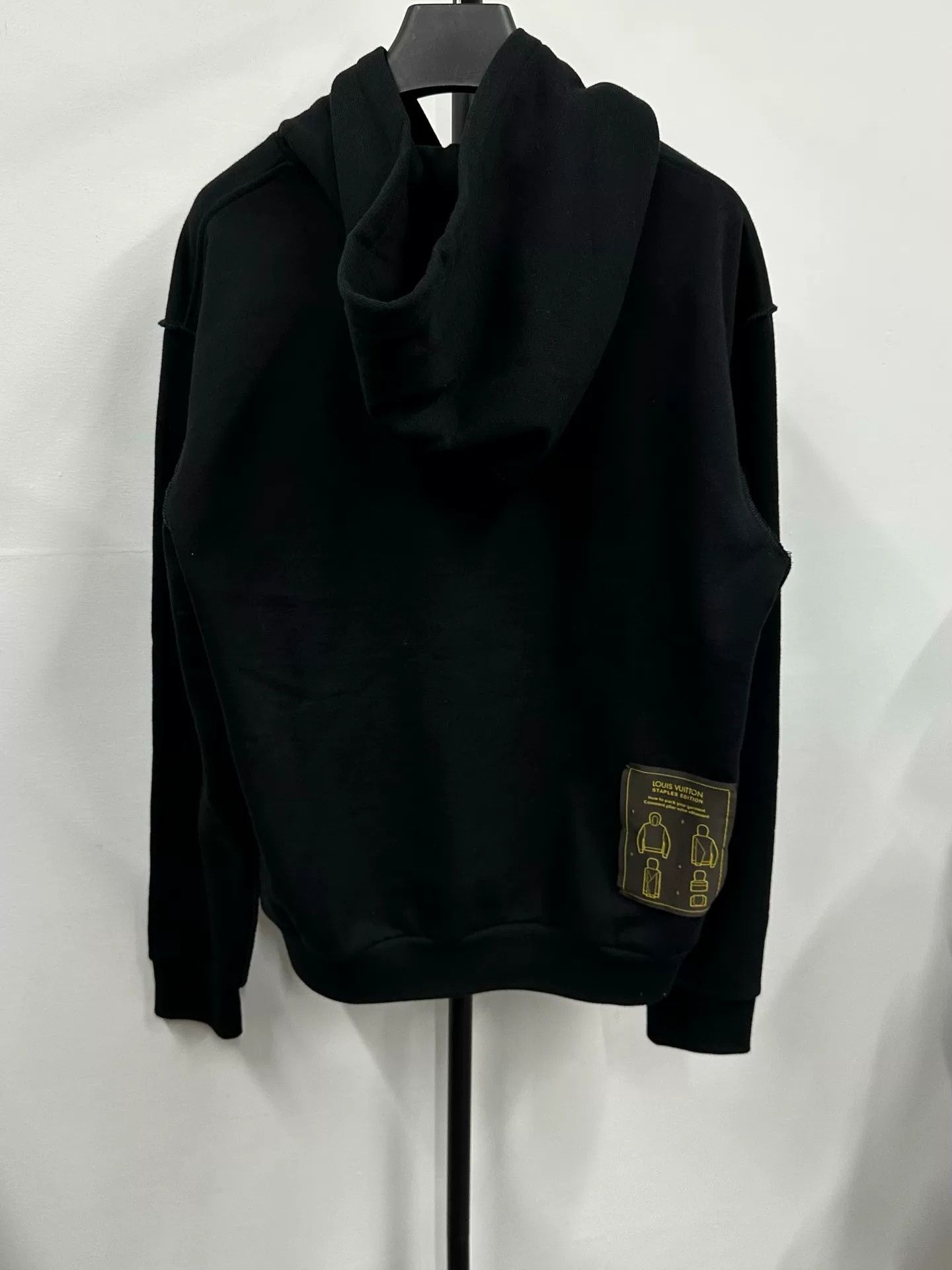 Louis Vuitton black hooded sweatshirt from louis vuitton Size US S / EU 44-46 / 1 - 2 Thumbnail