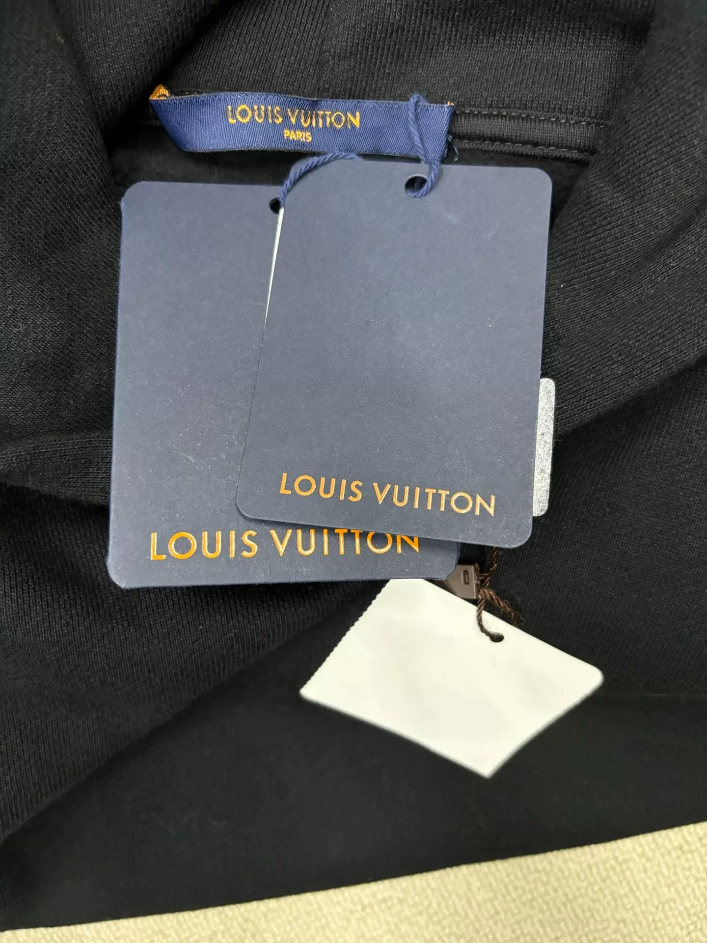 Louis Vuitton black hooded sweatshirt from louis vuitton Size US S / EU 44-46 / 1 - 6 Thumbnail