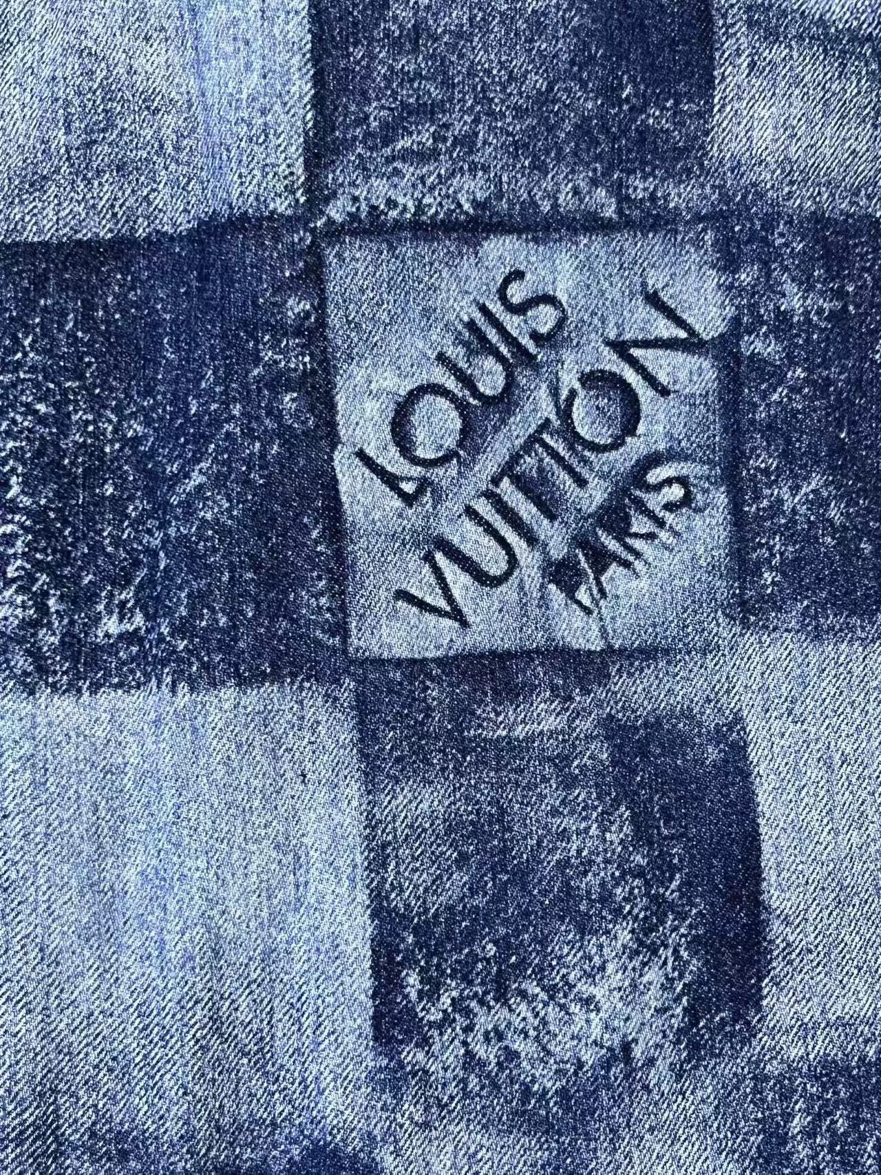 Louis Vuitton blue checkered classic short sleeve shirt Size US L / EU 52-54 / 3 - 4 Thumbnail