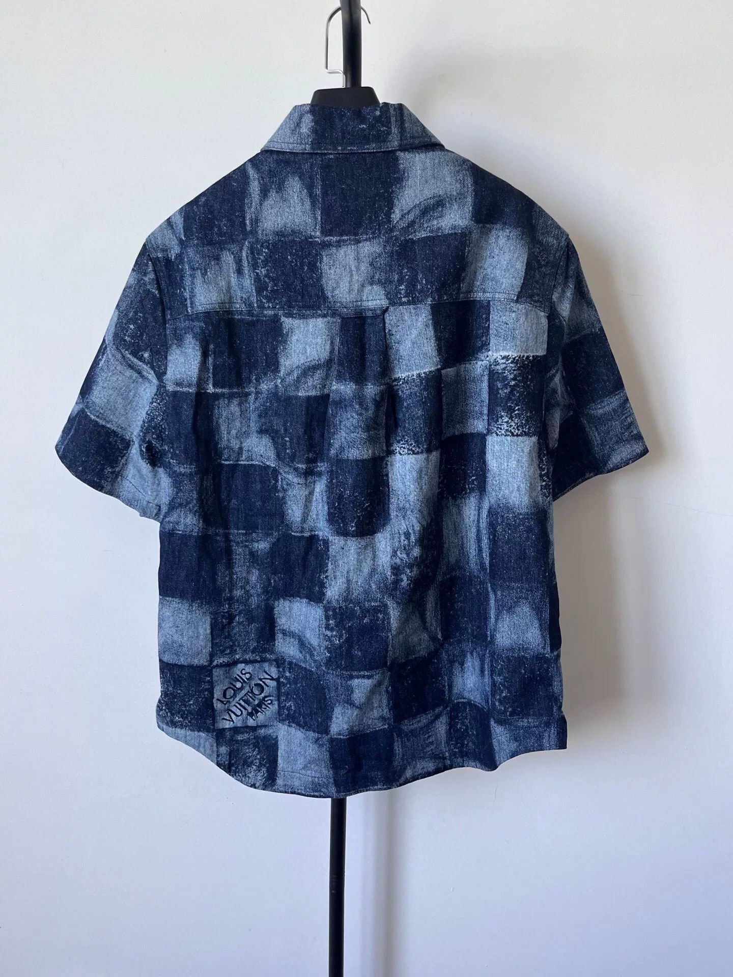 Louis Vuitton blue checkered classic short sleeve shirt Size US L / EU 52-54 / 3 - 2 Thumbnail