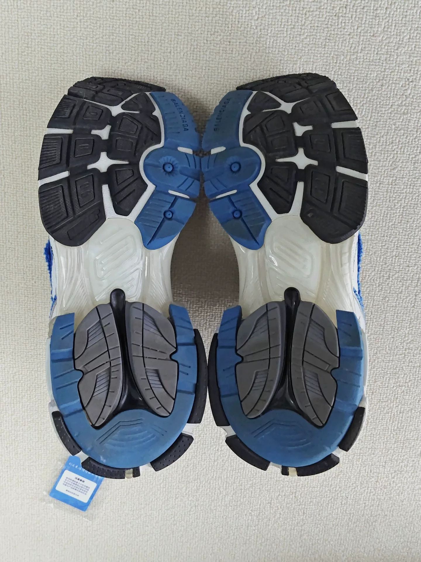 Balenciaga balenciaga runner sneakers in blue and white Size US 7.5 / EU 40-41 - 8 Thumbnail